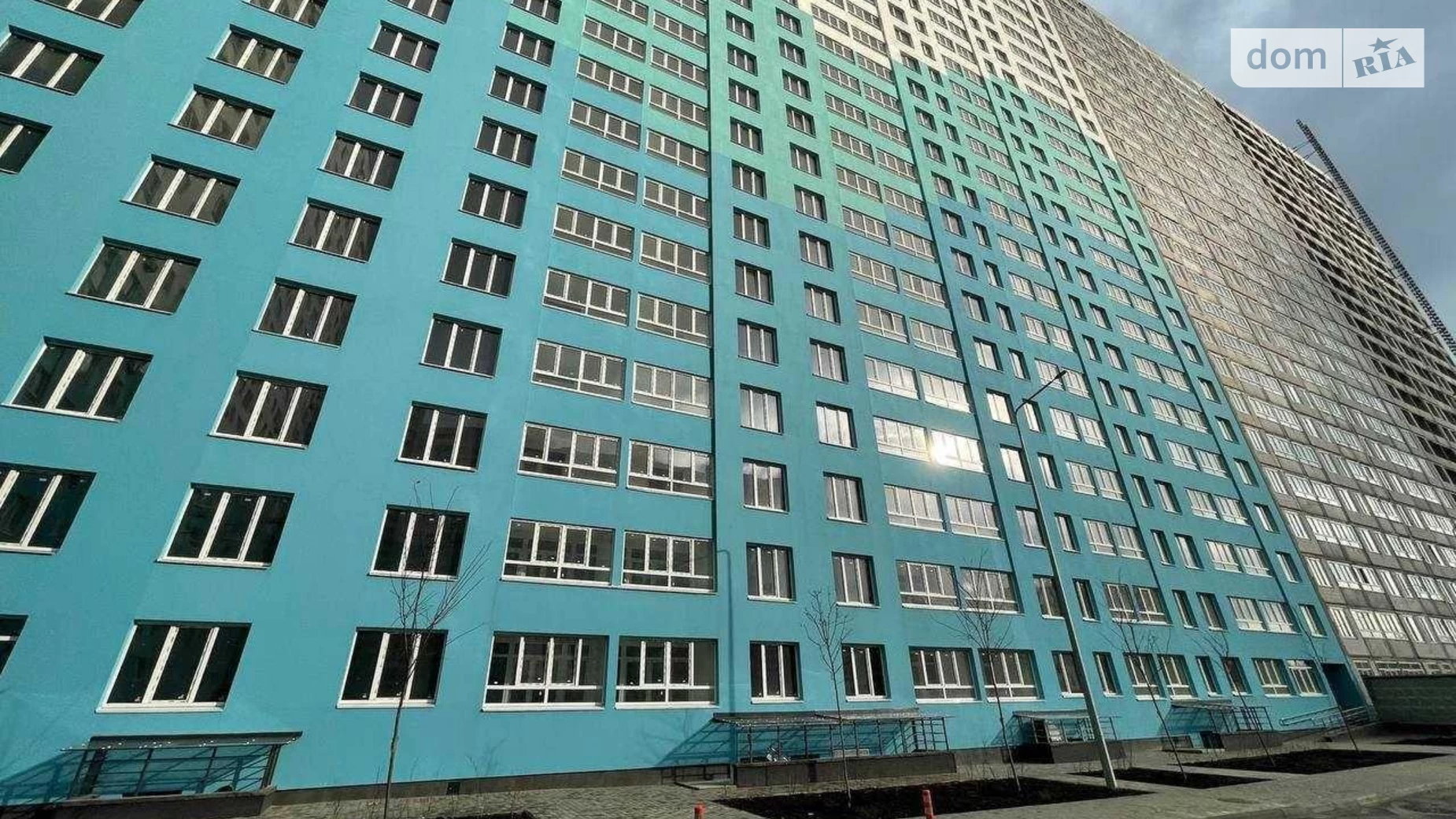 Продається 1-кімнатна квартира 39 кв. м у Новосілках, вул. Приміська