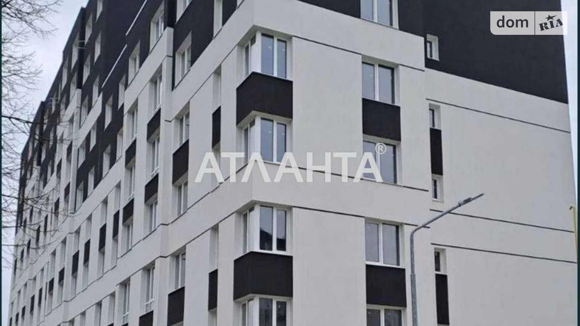 Продается 2-комнатная квартира 69 кв. м в Львове, ул. Миклеша Карла