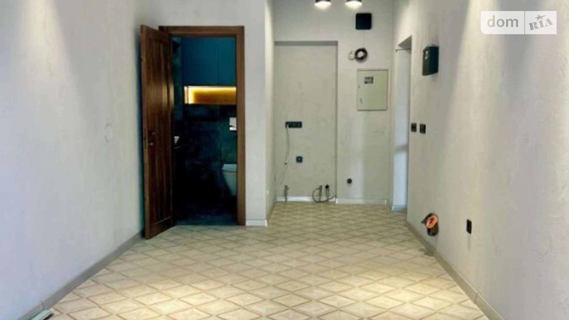 Продається офіс 20 кв. м в бізнес-центрі, цена: 39000 $ - фото 3
