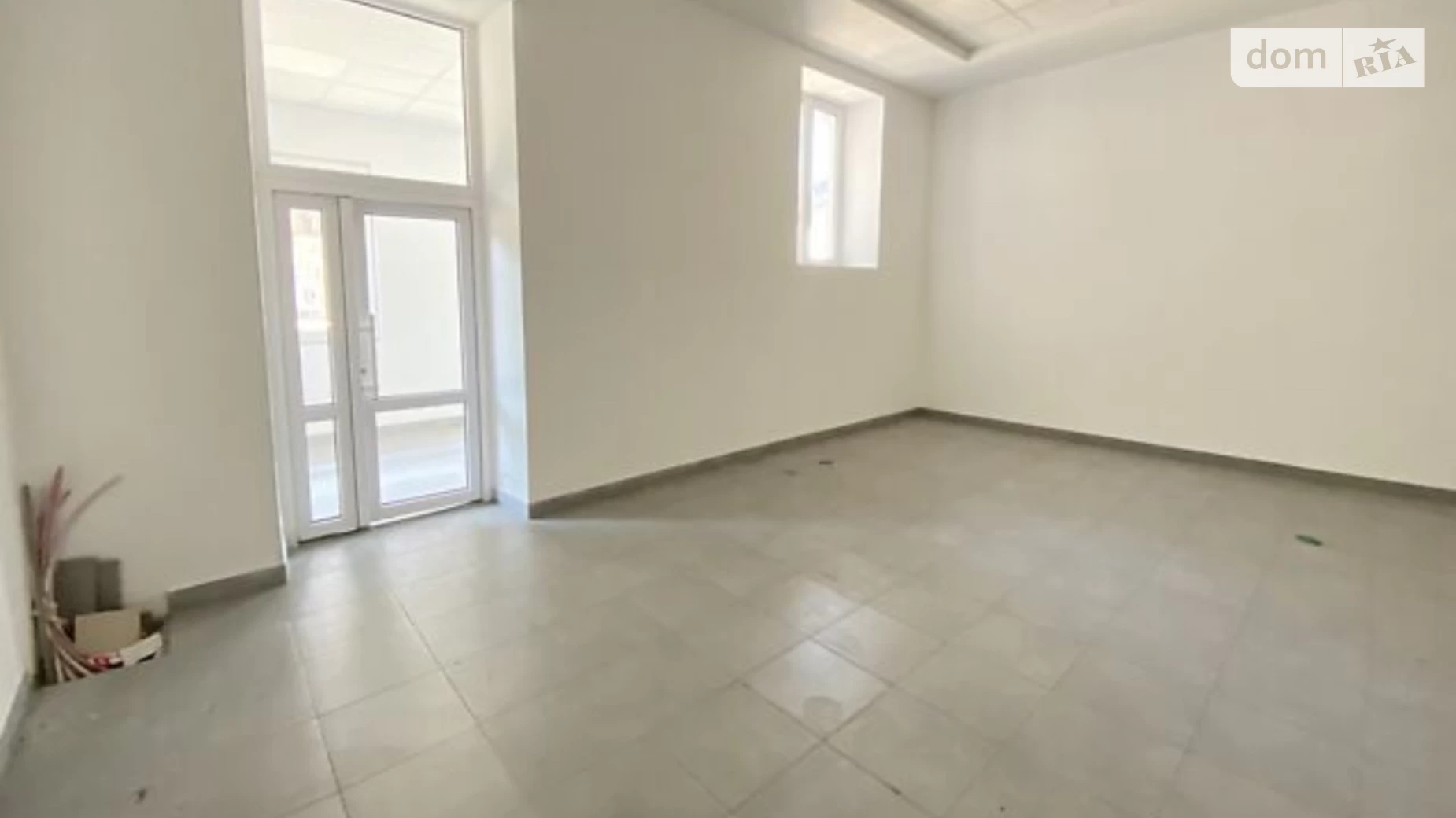 Продается объект сферы услуг 45 кв. м в 12-этажном здании, цена: 41999 $ - фото 4