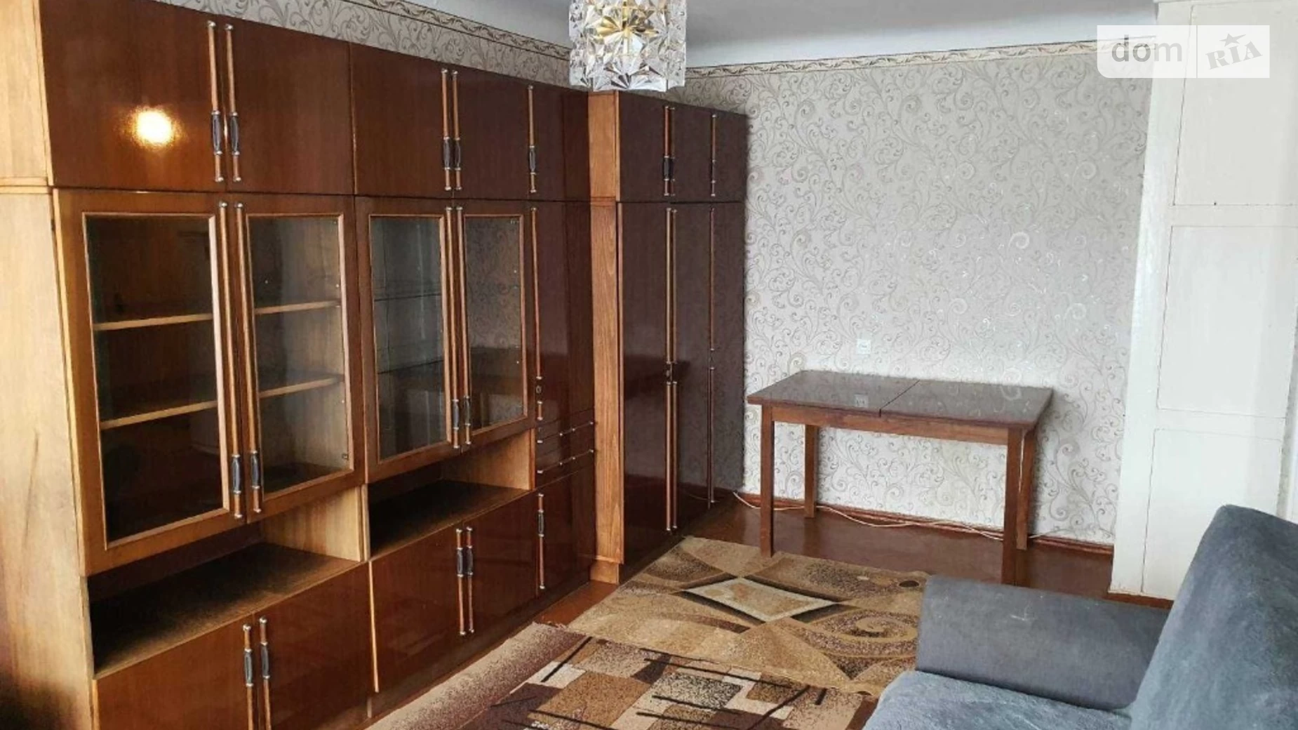 Продається 1-кімнатна квартира 31 кв. м у Хмельницькому, вул. Зарічанська