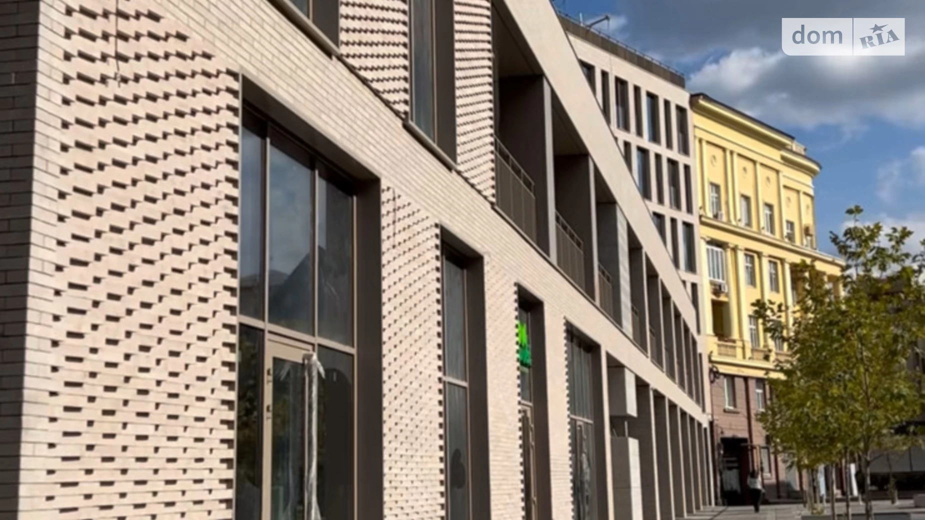 Продается подземный паркинг универсальный на 21 кв. м, цена: 30000 $ - фото 3