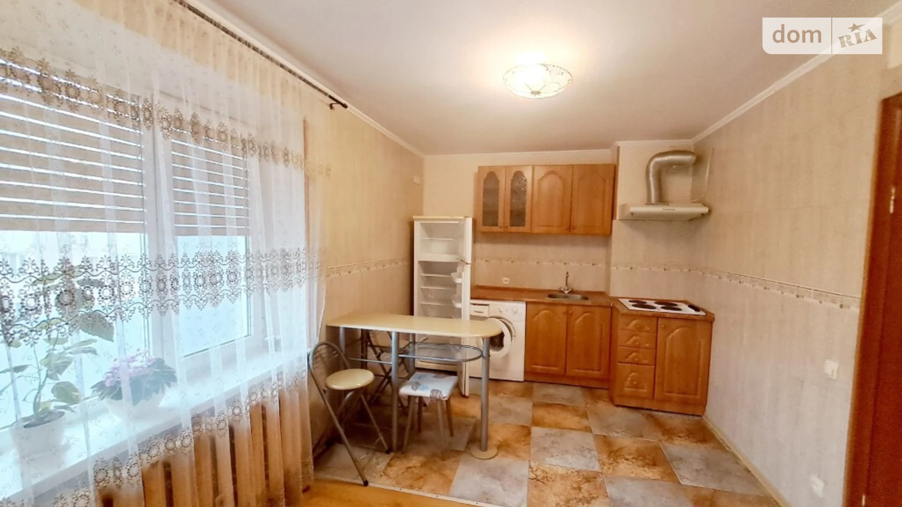 Продается 1-комнатная квартира 45 кв. м в Одессе, ул. Палия Семена