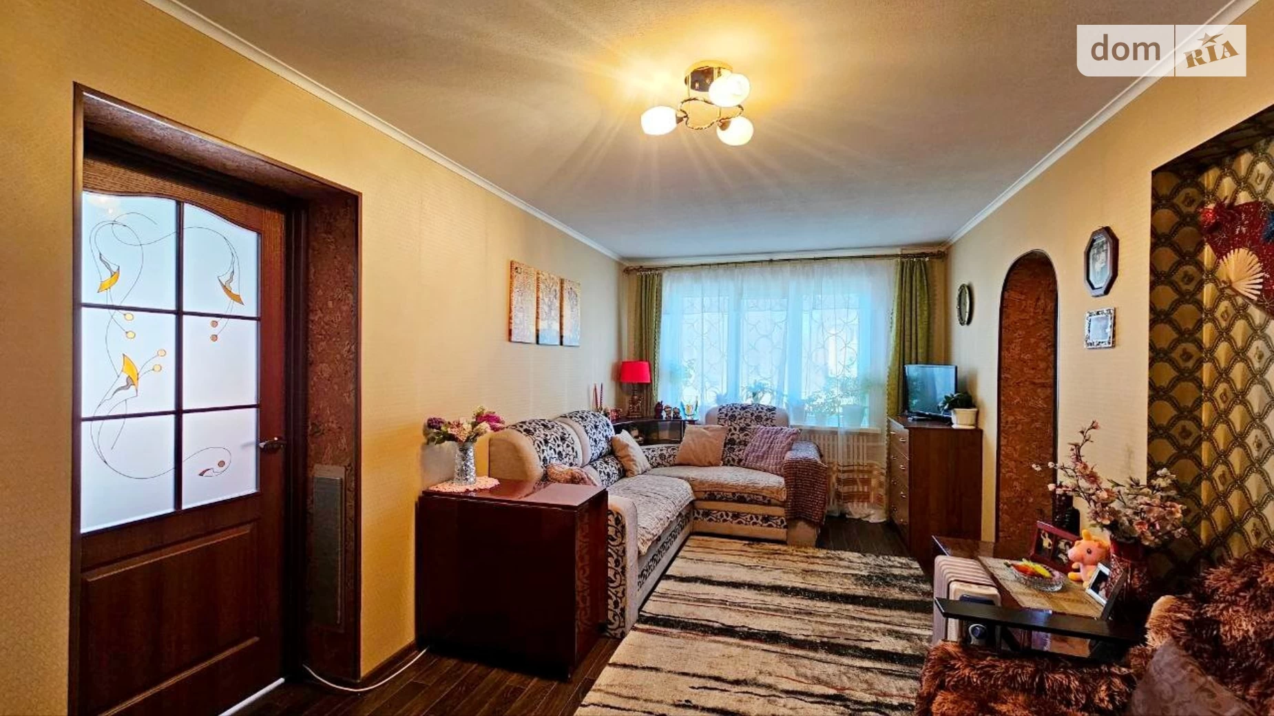 Продается 2-комнатная квартира 43 кв. м в Каменском, вул. Дорожная