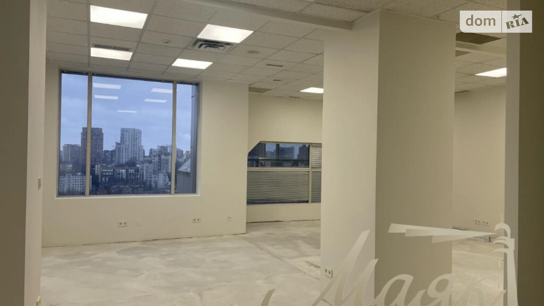 Сдается в аренду офис 225 кв. м в бизнес-центре, цена: 3500 $ - фото 2