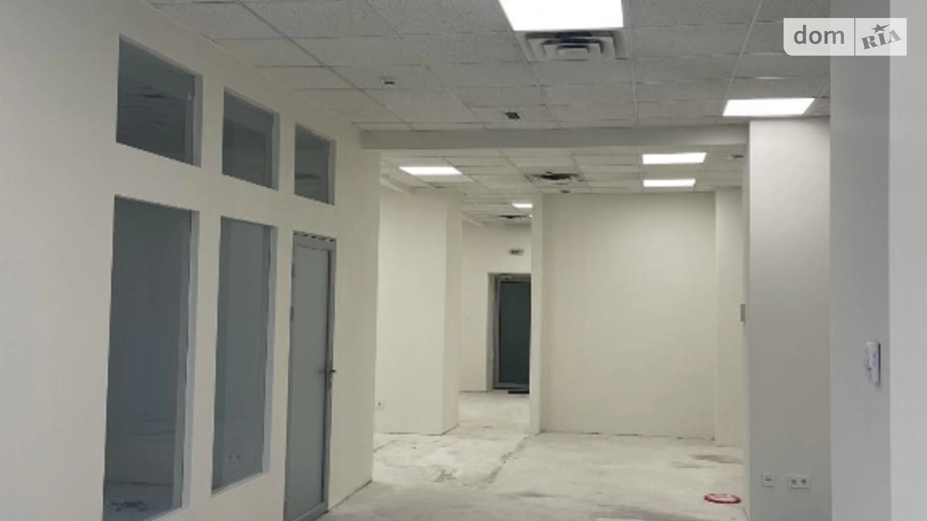 Сдается в аренду офис 225 кв. м в бизнес-центре, цена: 3500 $ - фото 3