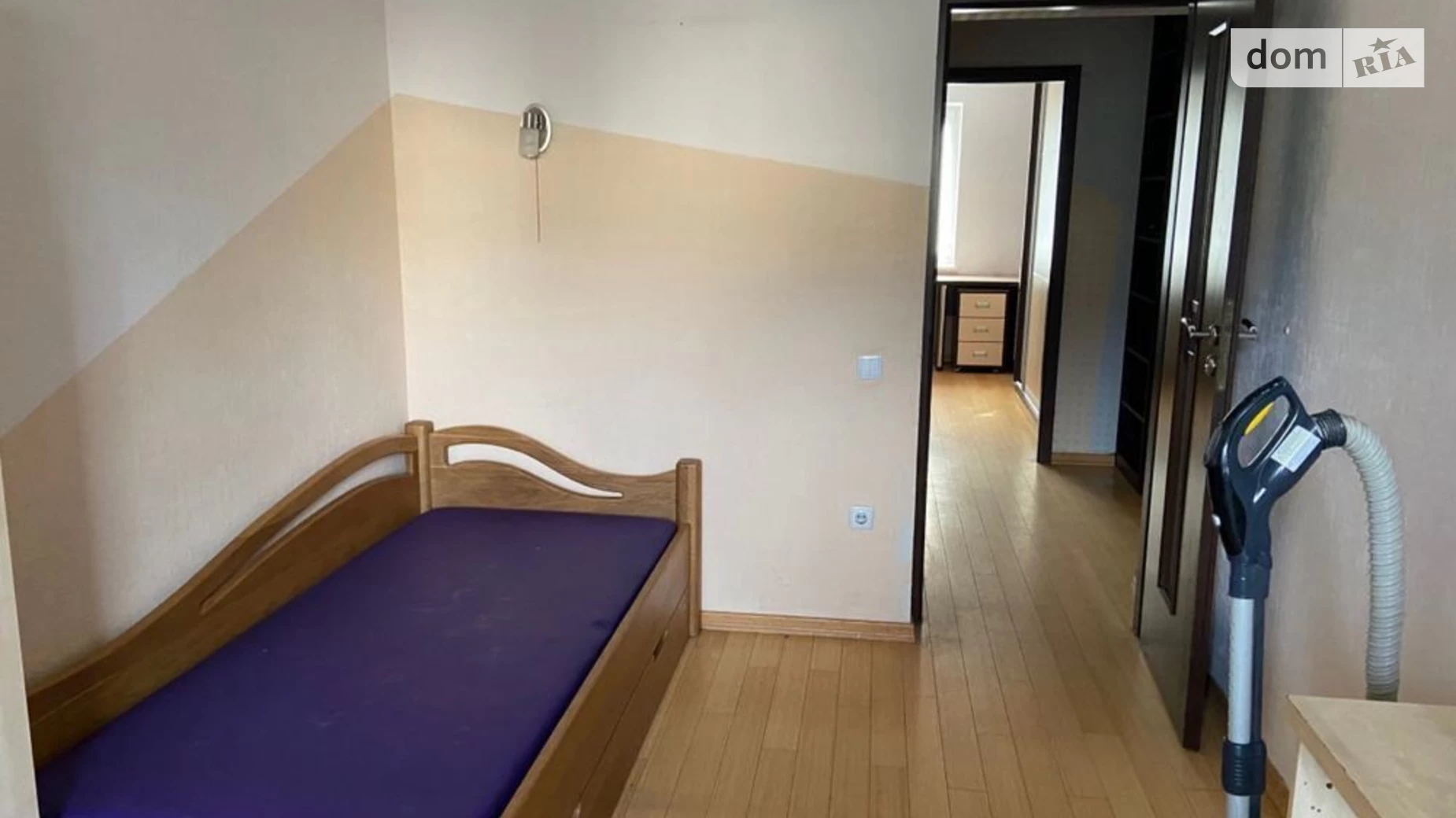 Продается 3-комнатная квартира 67 кв. м в Львове