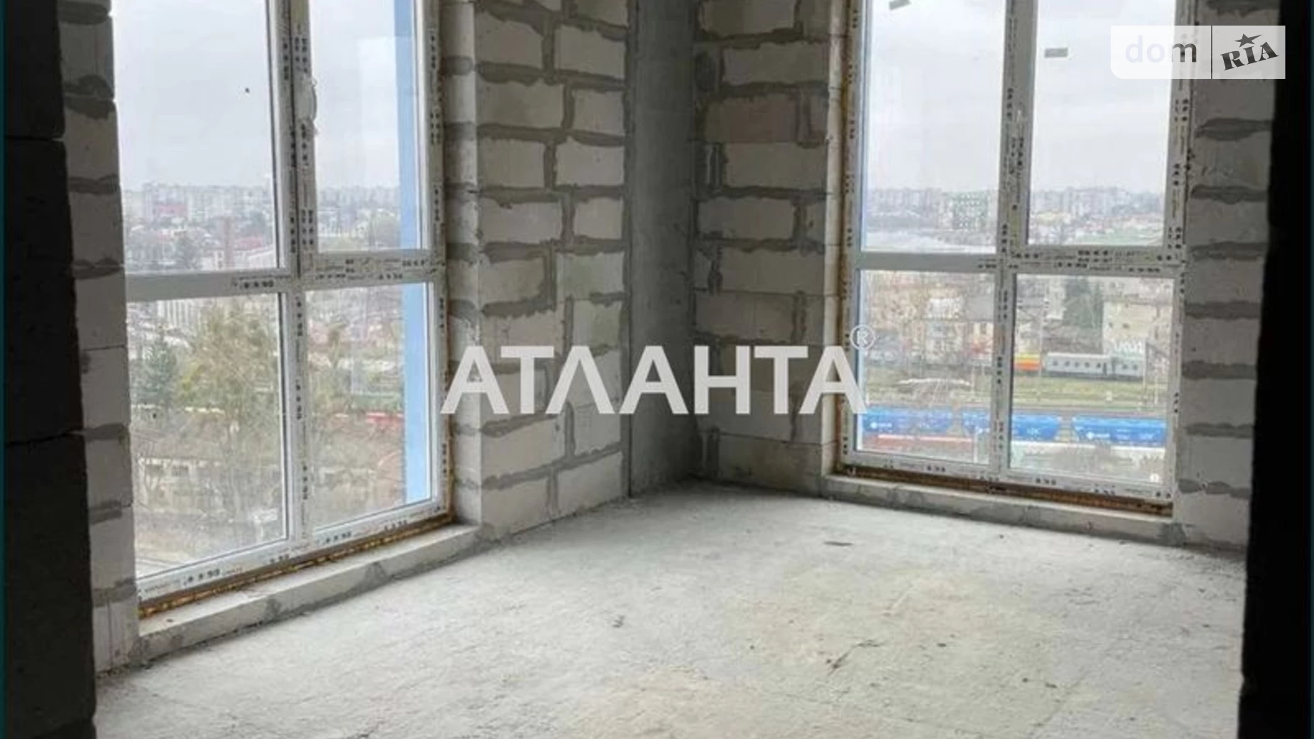 Продается 2-комнатная квартира 69 кв. м в Львове, ул. Рудненская