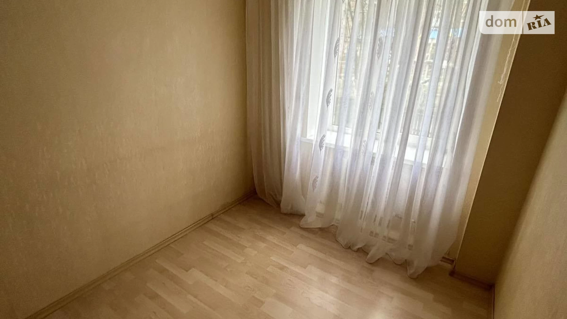 Продается 4-комнатная квартира 80 кв. м в Коцюбинском, ул. Доковская
