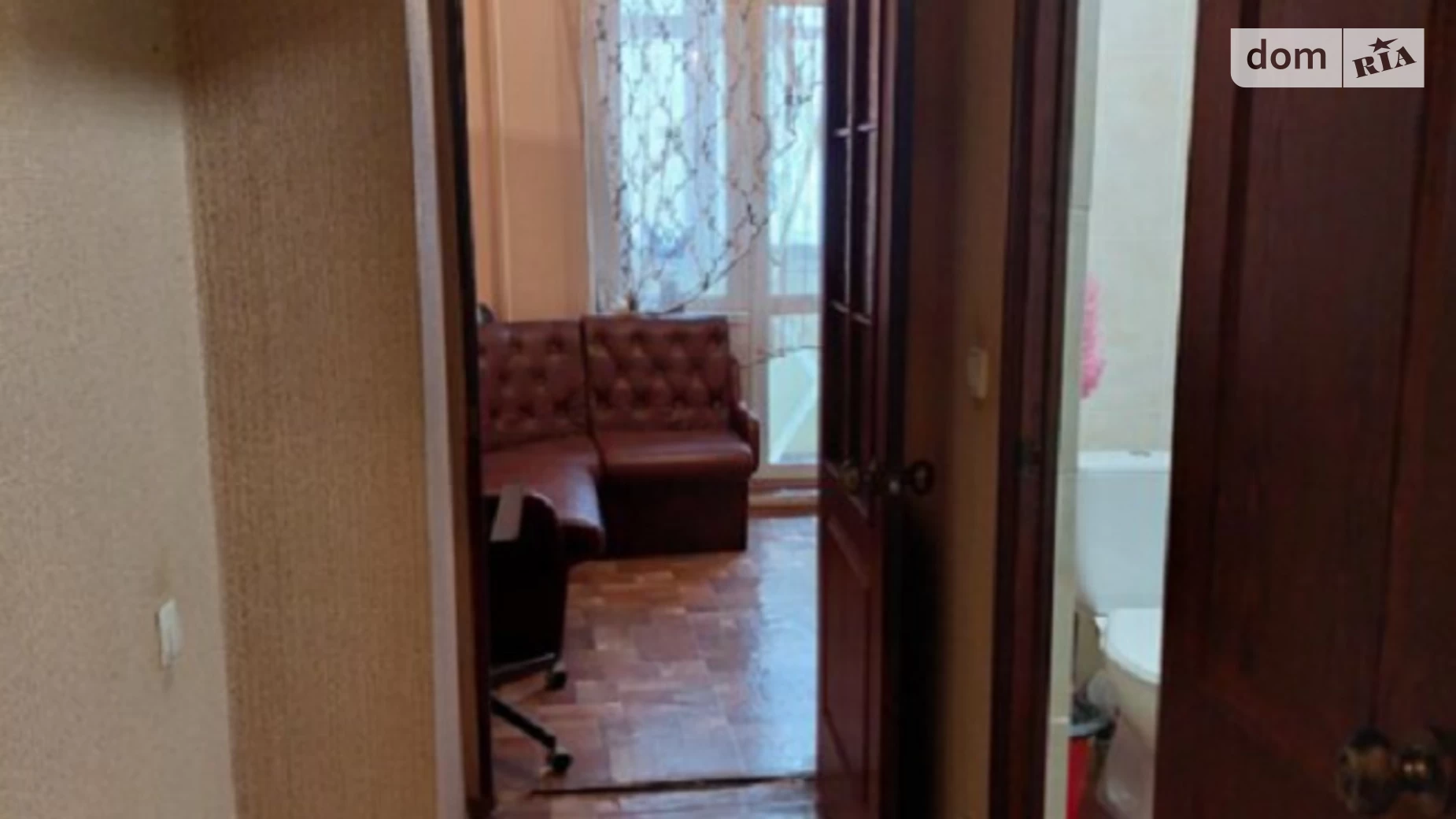 Продается 1-комнатная квартира 42 кв. м в Николаеве, пл. Победы