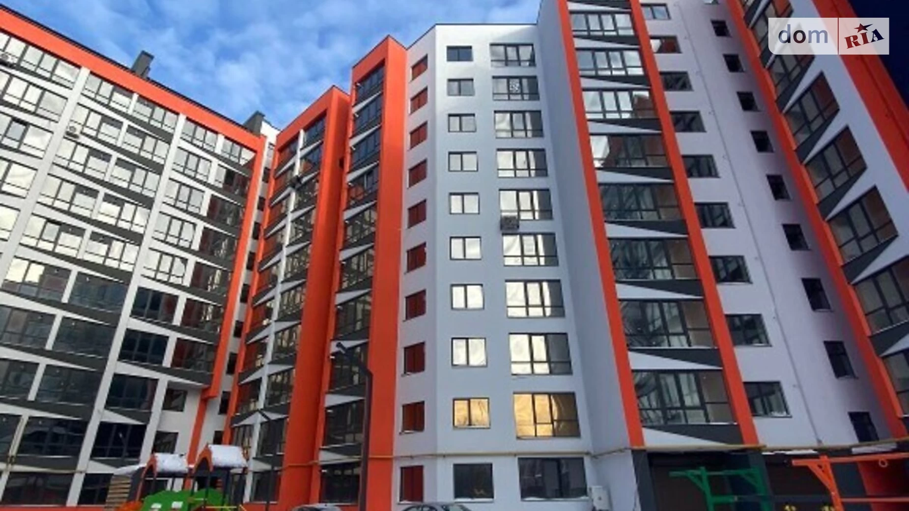 Продается 2-комнатная квартира 62.2 кв. м в Хмельницком, ул. Проскуровского Подполья, 165Е