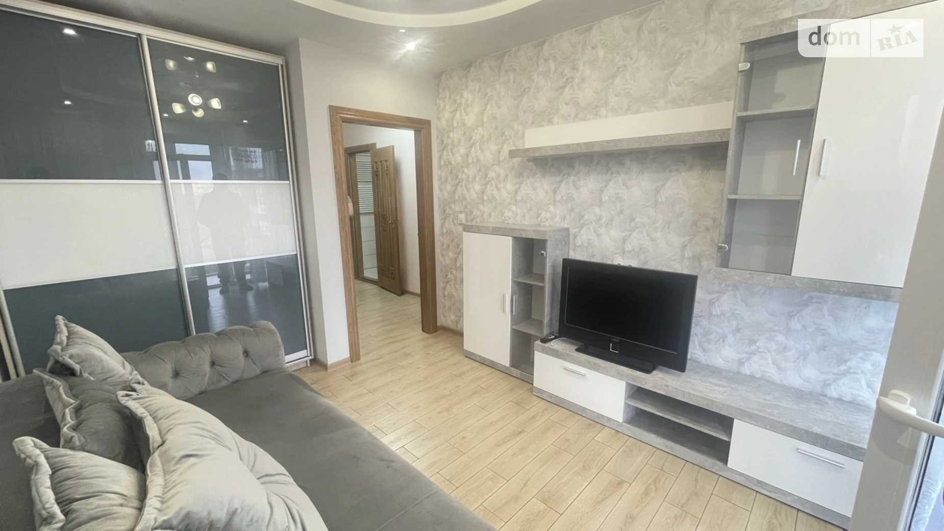 2-кімнатна квартира 50 кв. м у Тернополі, вул. Чернівецька - фото 3