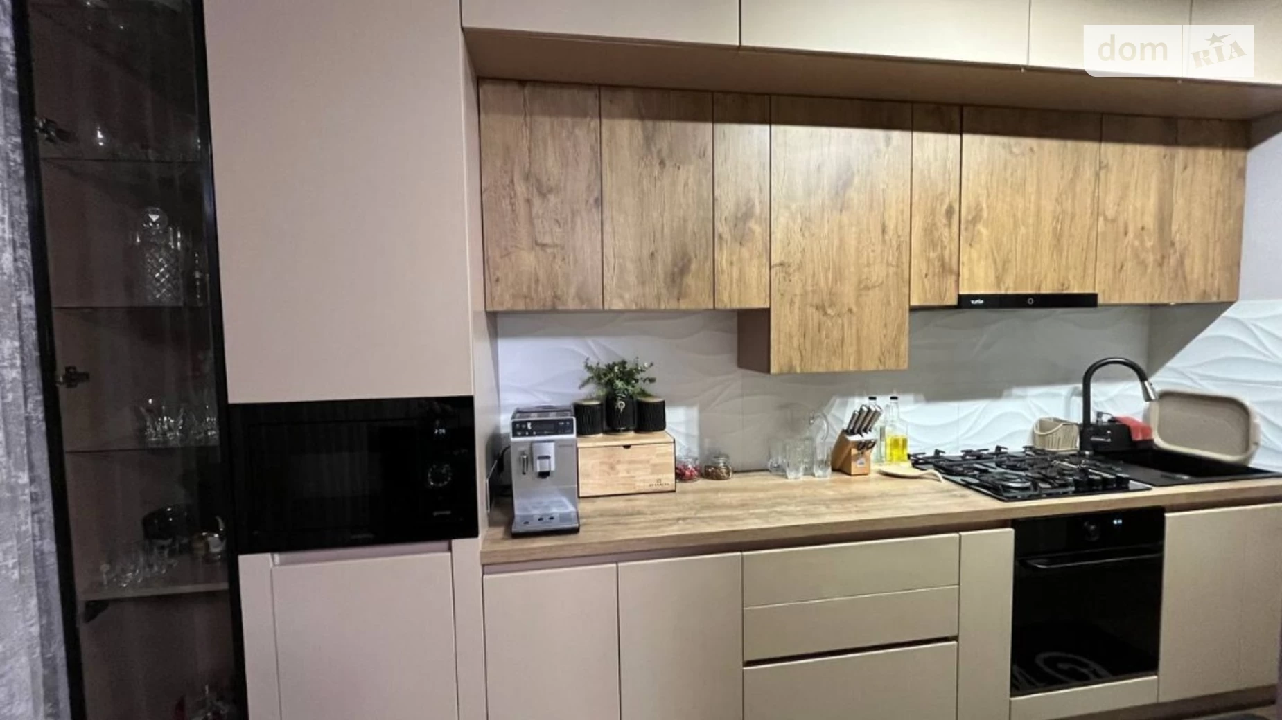 Продается дом на 3 этажа 116.8 кв. м с участком, цена: 147000 $ - фото 2