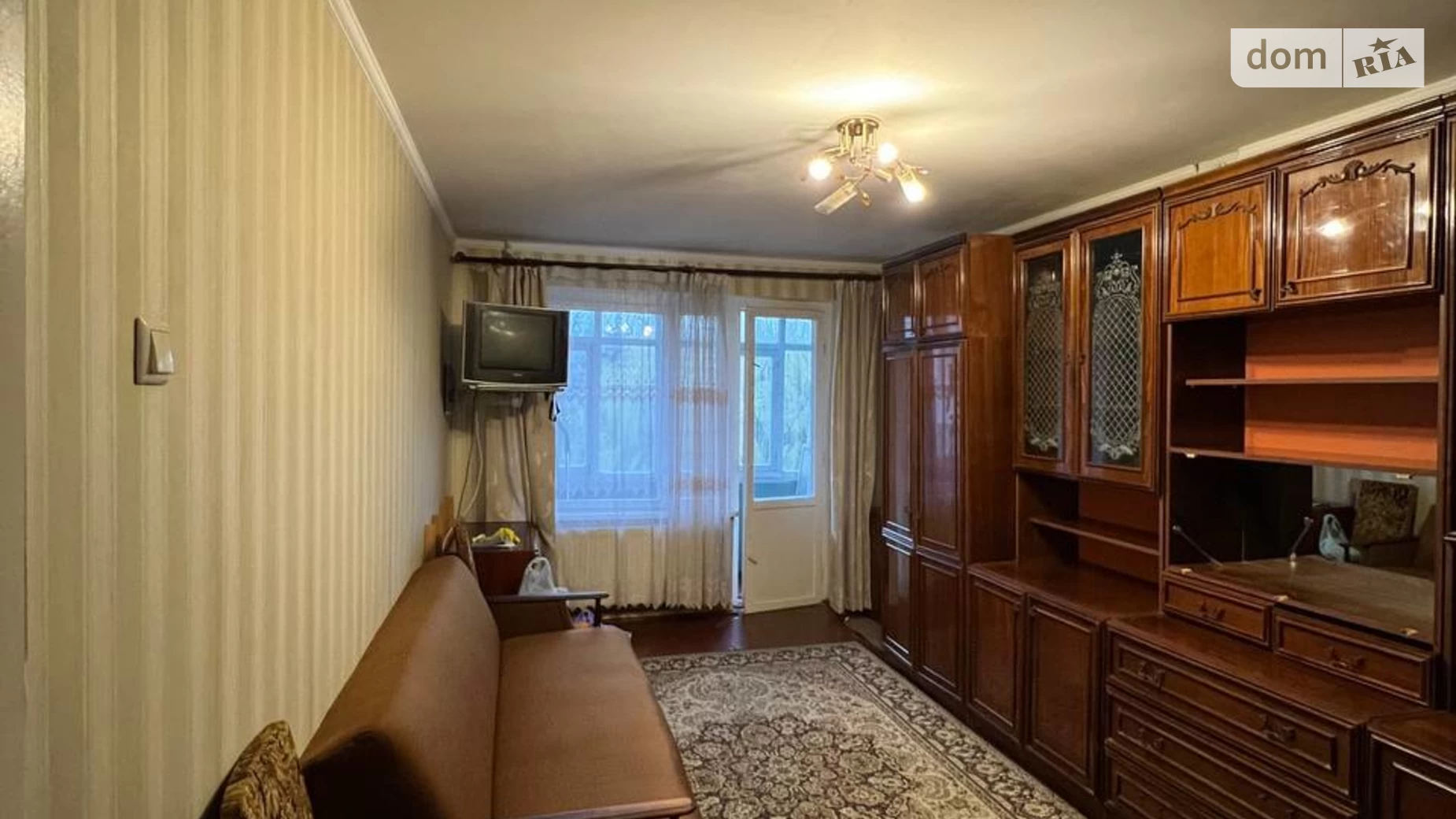 Продается 3-комнатная квартира 63 кв. м в Ивано-Франковске, ул. Симоненко Василия, 16