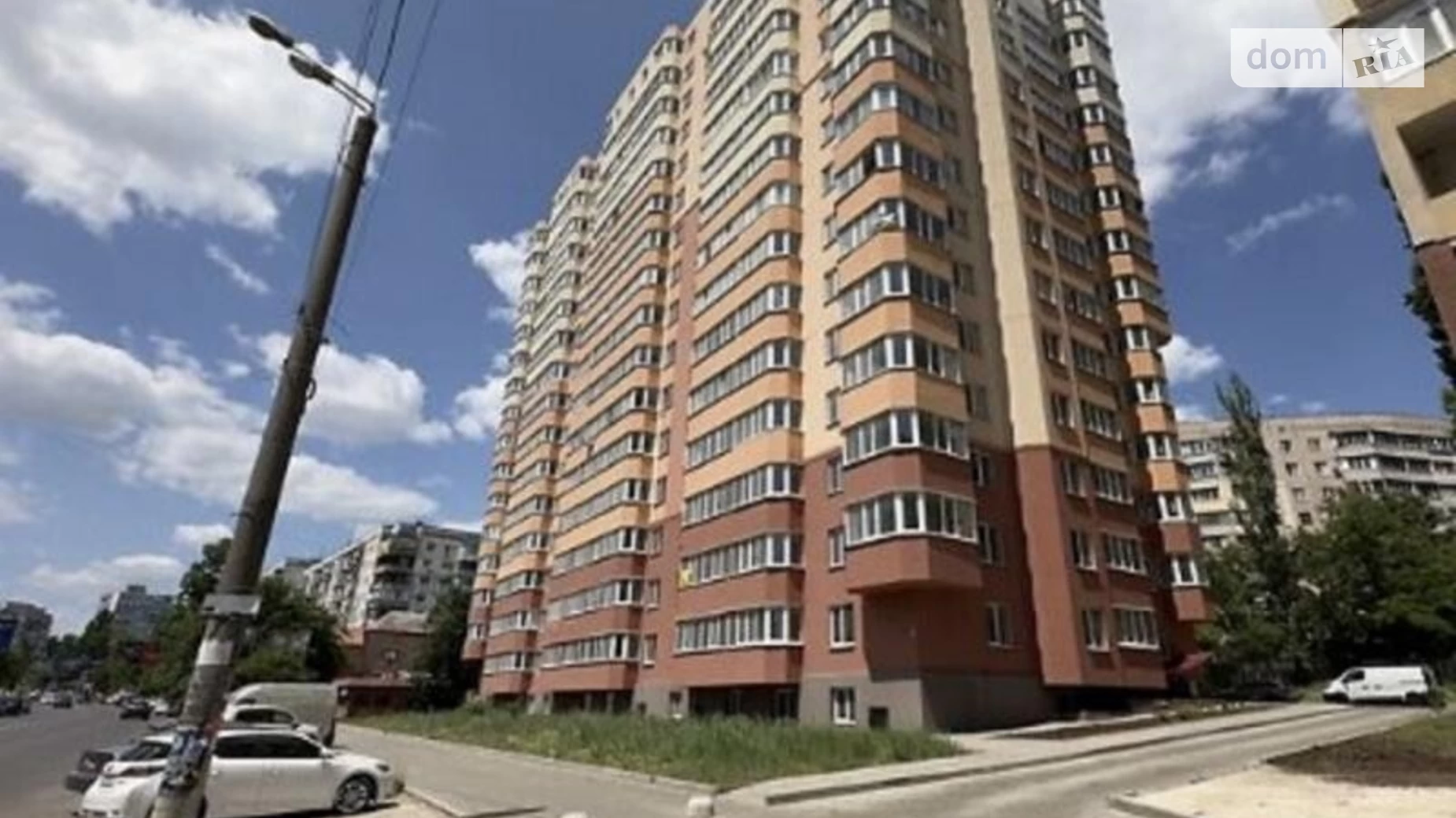 Продається 2-кімнатна квартира 94 кв. м у Одесі, вул. Академіка Вільямса
