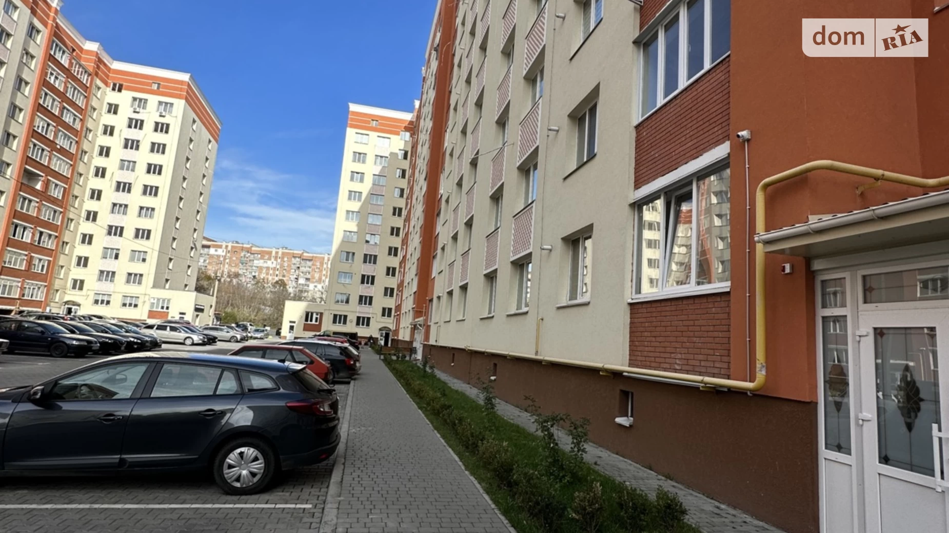 Продается 2-комнатная квартира 67 кв. м в Хмельницком