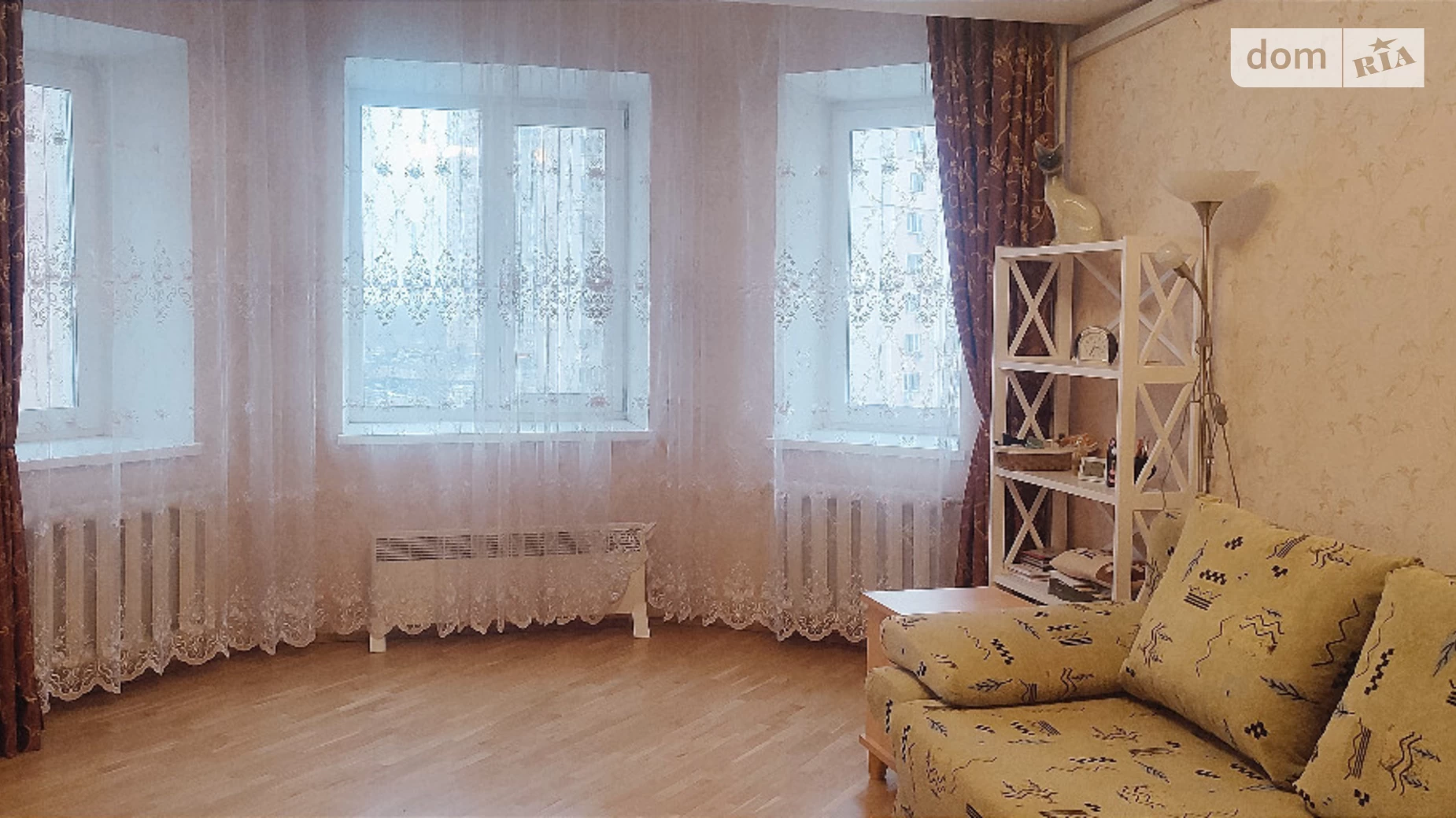 Продается 4-комнатная квартира 123 кв. м в Киеве, ул. Вишняковская, 13