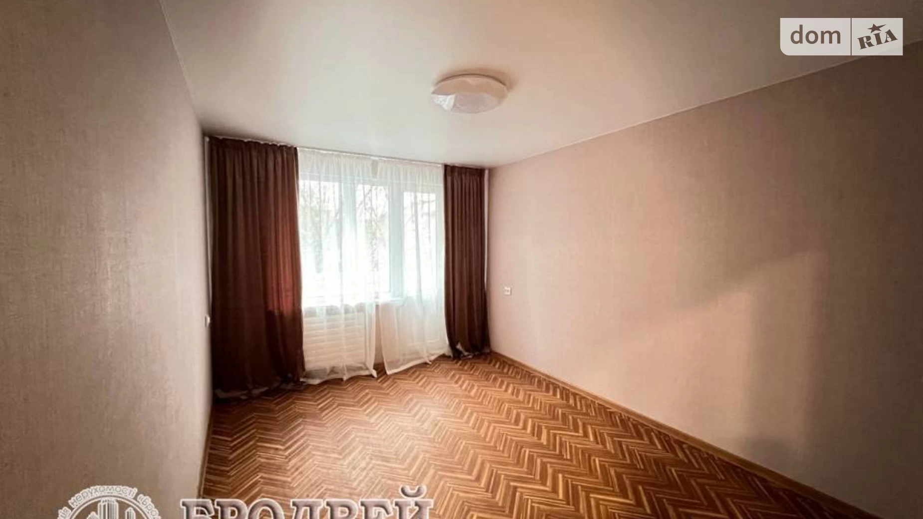 Продается 2-комнатная квартира 47 кв. м в Чернигове - фото 4