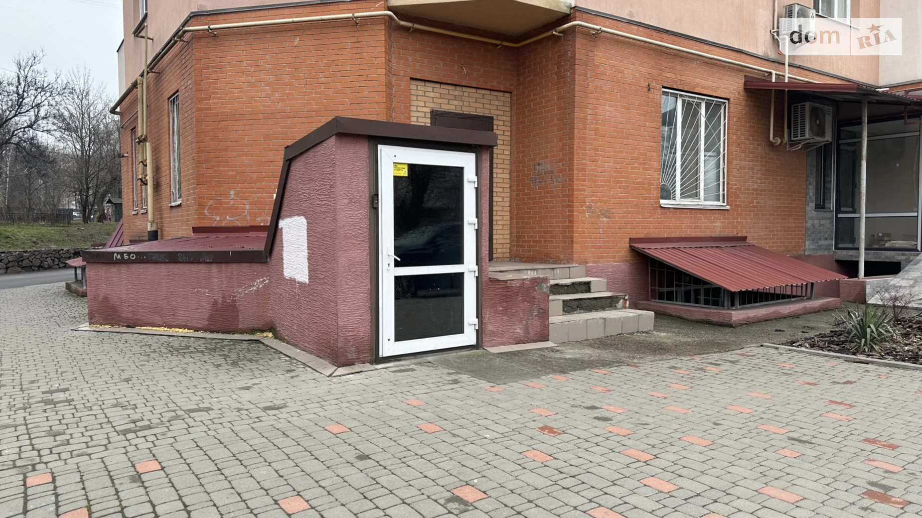 Продается офис 42 кв. м в бизнес-центре, цена: 44000 $ - фото 2