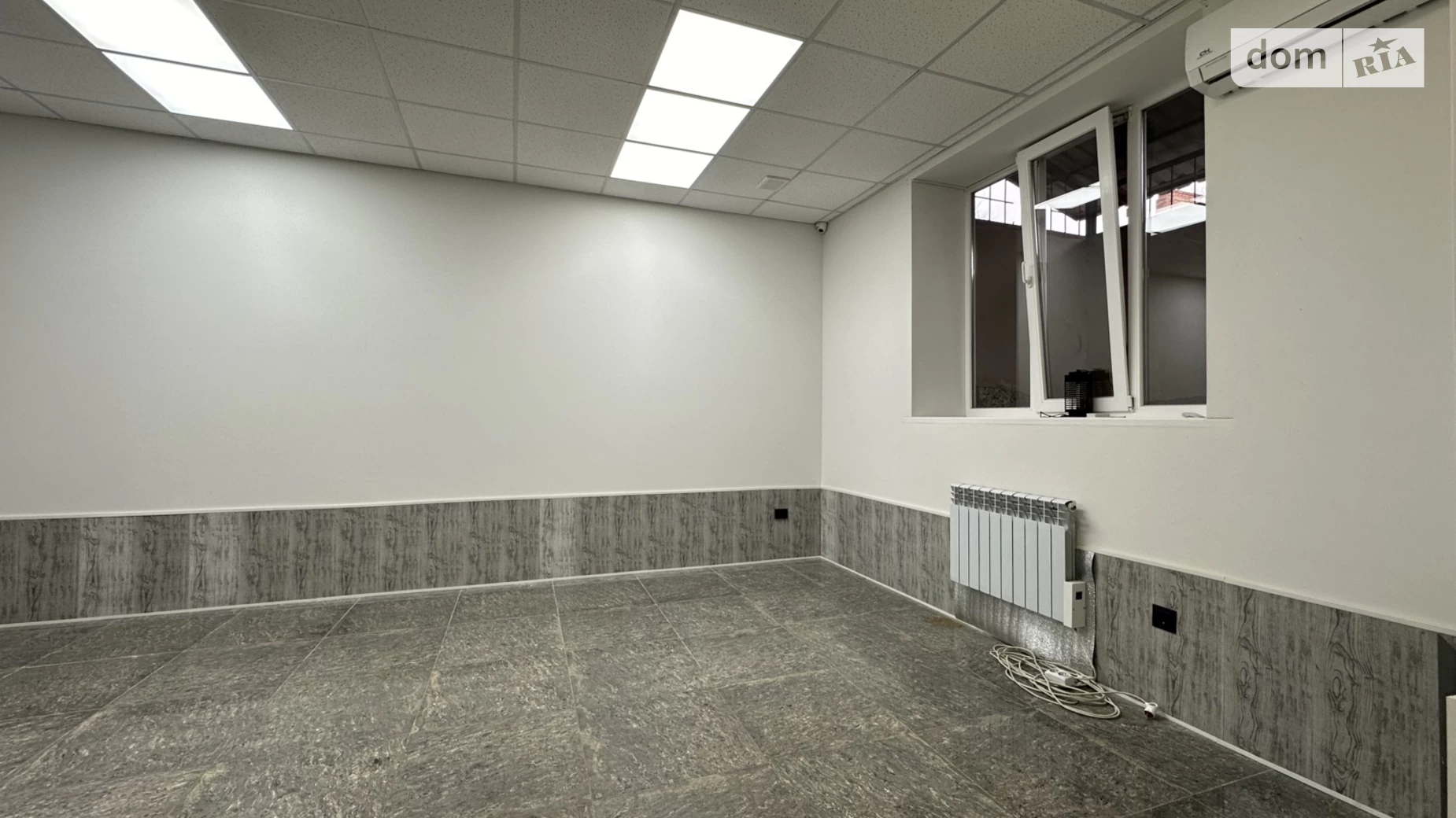Продается офис 42 кв. м в бизнес-центре, цена: 44000 $ - фото 3