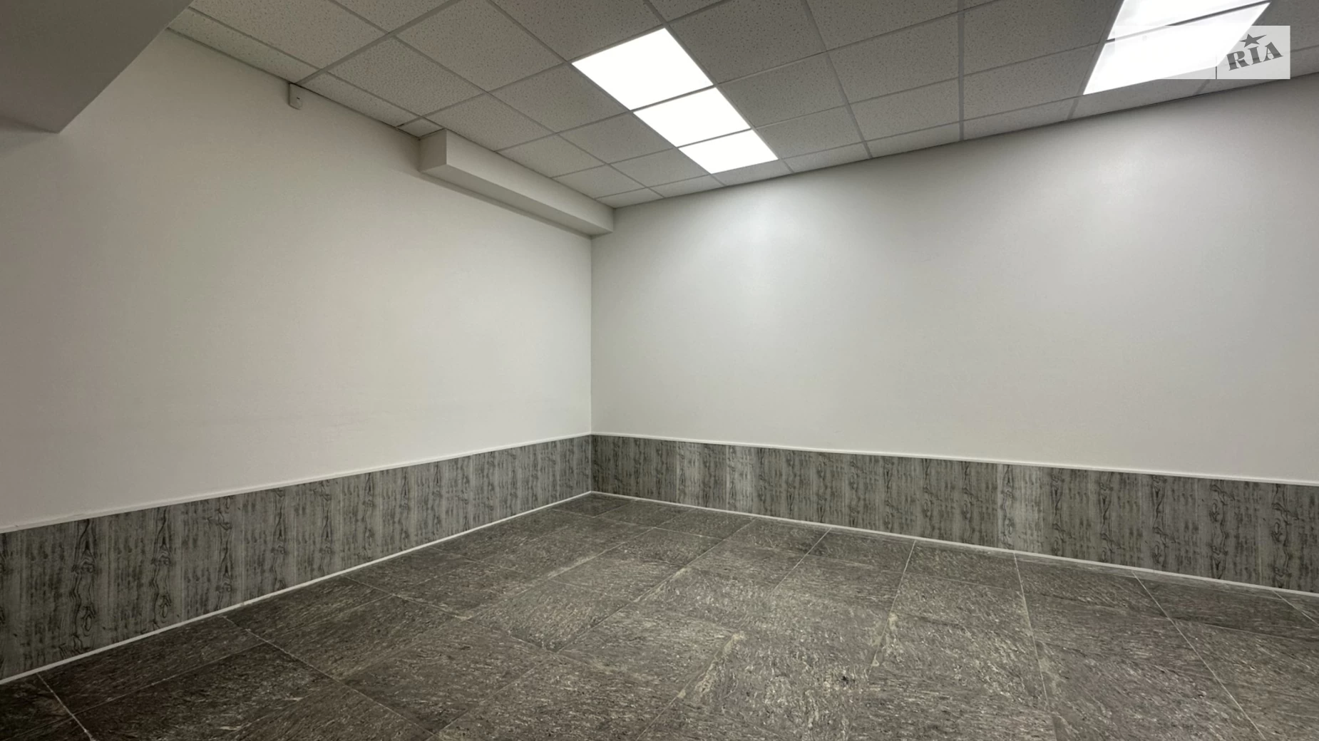 Продается офис 42 кв. м в бизнес-центре, цена: 44000 $ - фото 4