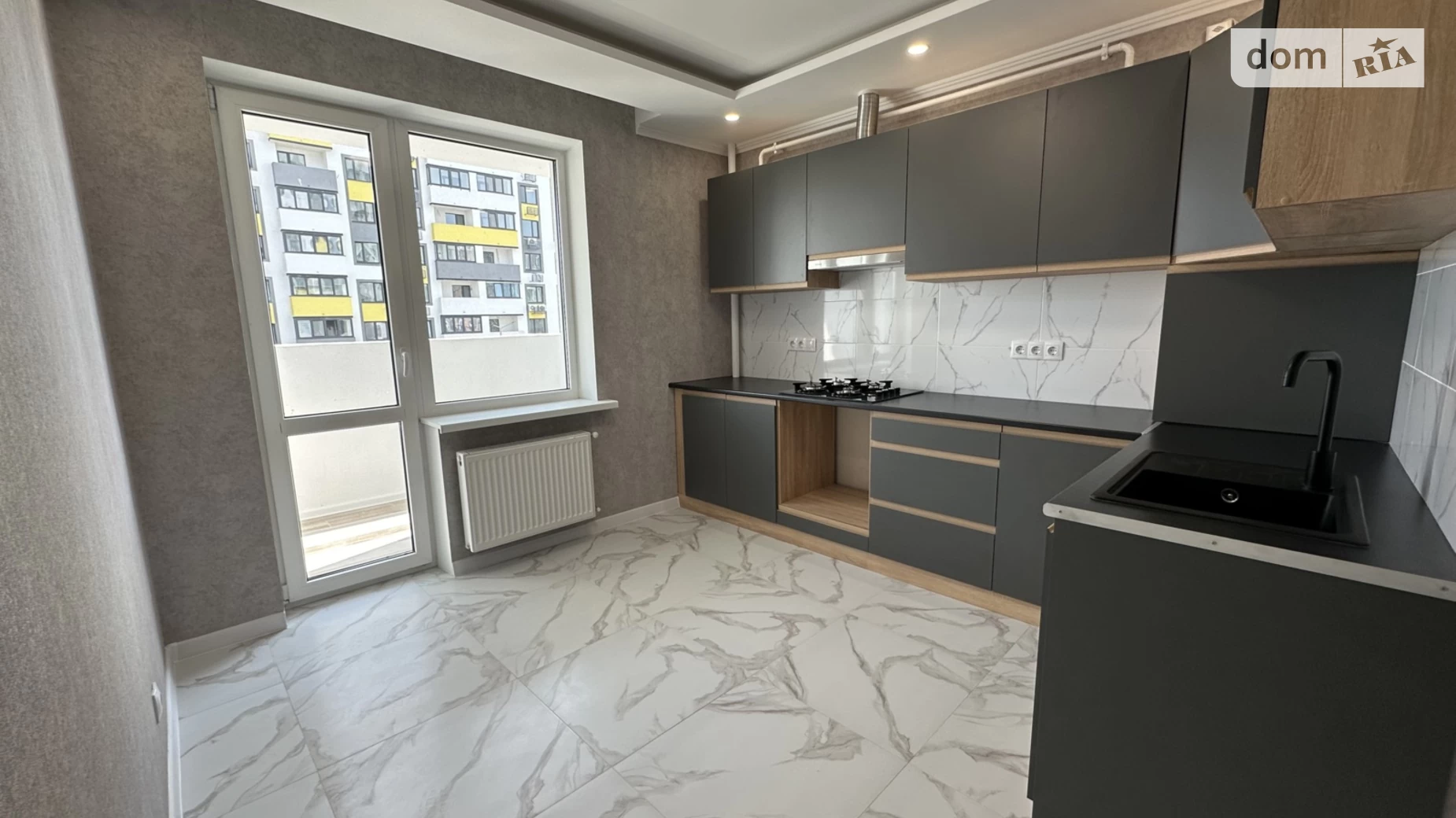 Продается 1-комнатная квартира 39 кв. м в Борисполе, ул. Банковская, 23А - фото 4