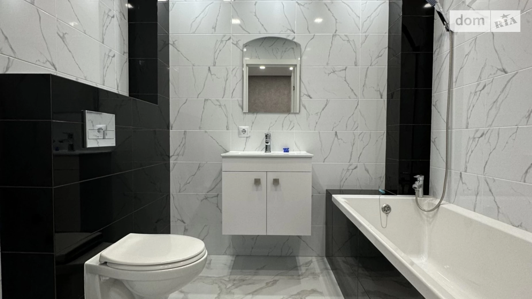 Продается 1-комнатная квартира 39 кв. м в Борисполе, ул. Банковская, 23А - фото 5