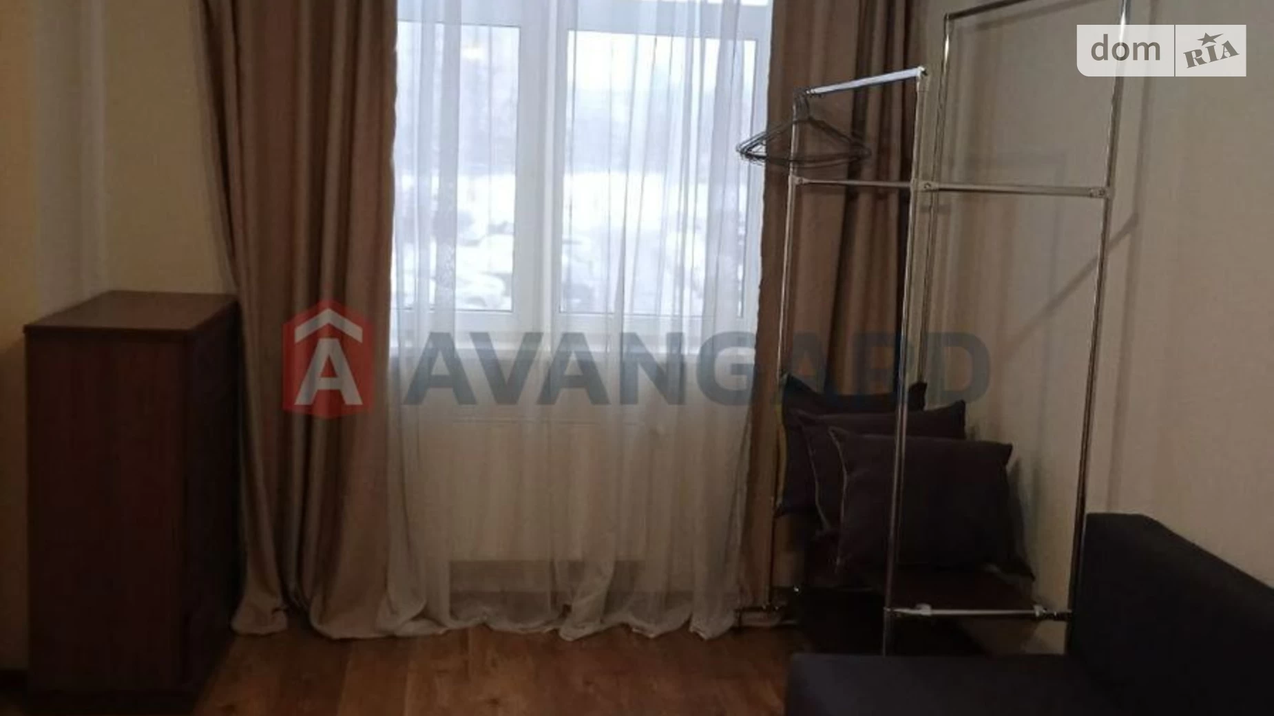 Продается 1-комнатная квартира 47 кв. м в Киеве, ул. Семьи Кульженко(Петра Дегтяренко), 35