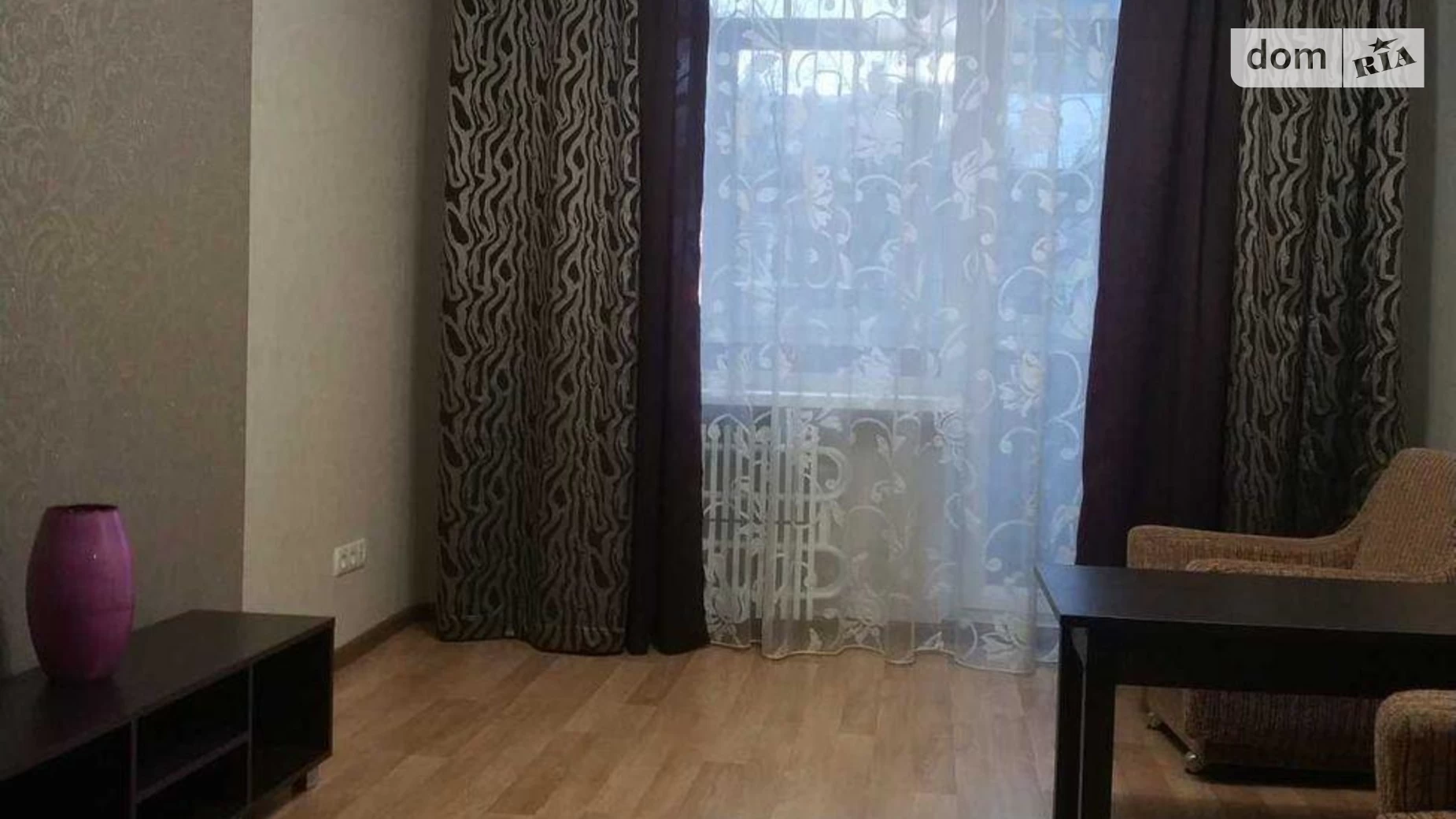 Продается 1-комнатная квартира 40 кв. м в Харькове, ул. Лебединская, 1