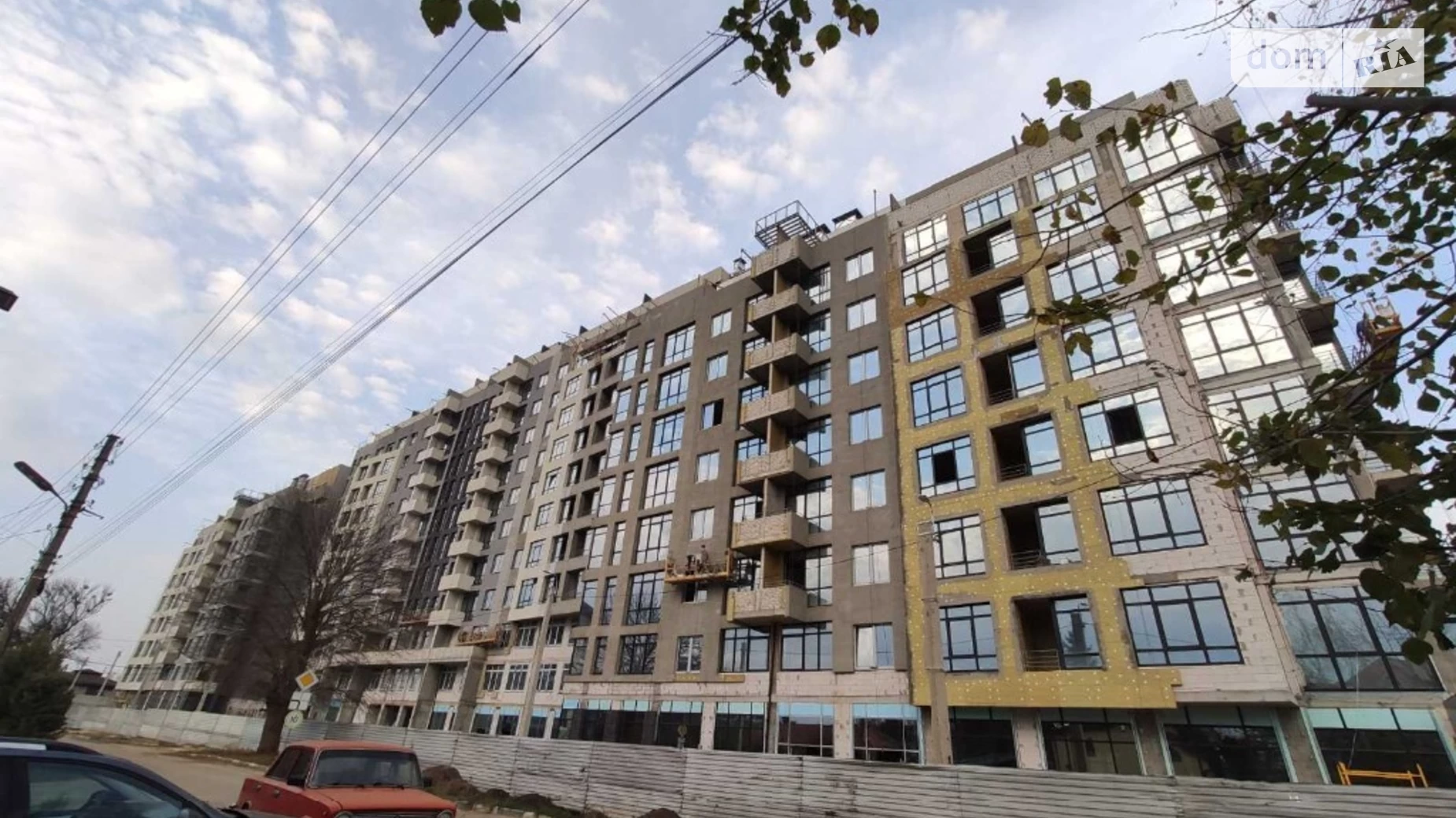 Продається 3-кімнатна квартира 110 кв. м у Харкові, вул. Авіаційна, 39