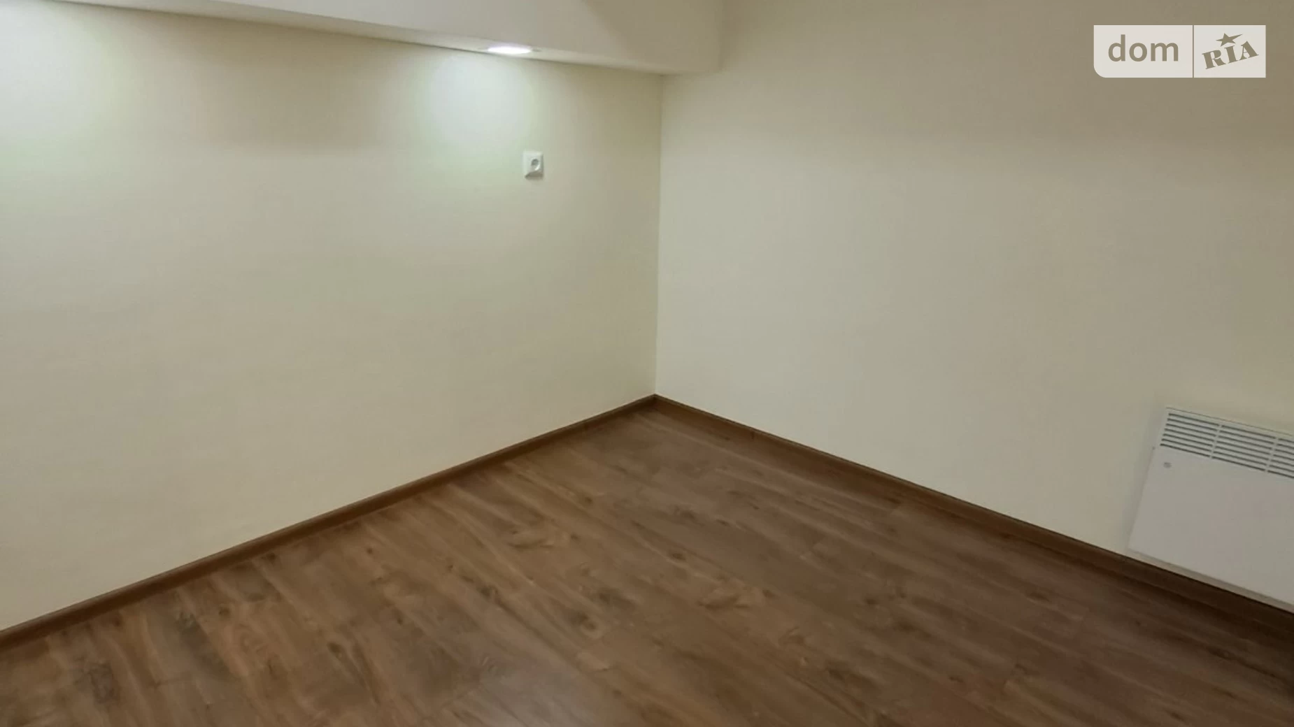 Продается 1-комнатная квартира 32 кв. м в Кропивницком