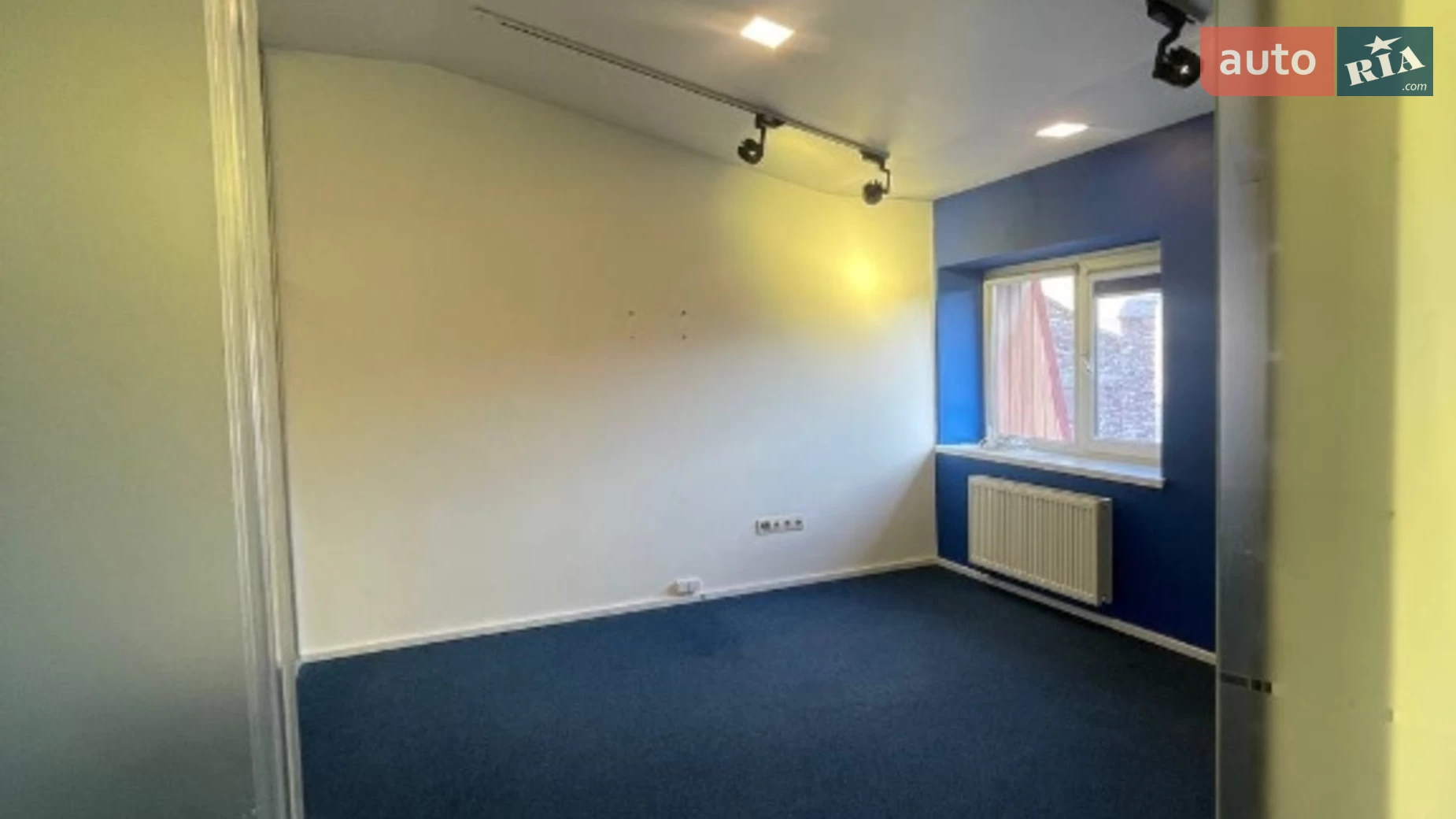 Сдается в аренду офис 320 кв. м в бизнес-центре, цена: 2560 $ - фото 3