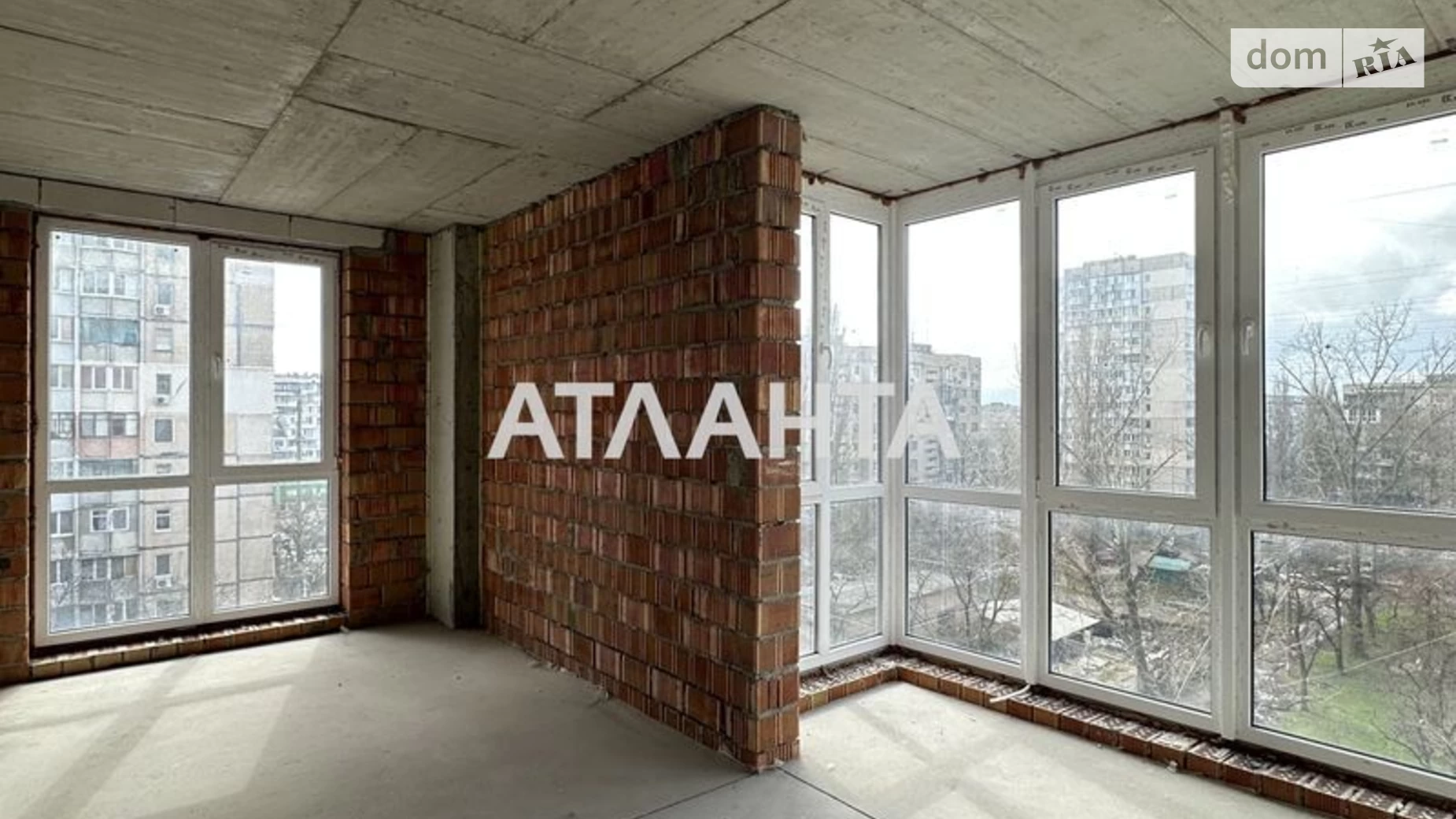 Продается 3-комнатная квартира 90 кв. м в Одессе, просп. Академика Глушко, 22Б