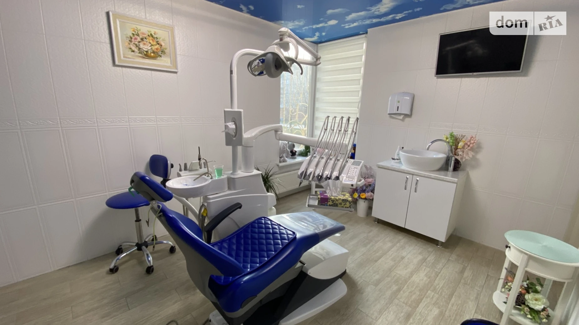 Продается объект сферы услуг 78 кв. м в 11-этажном здании, цена: 245000 $ - фото 2