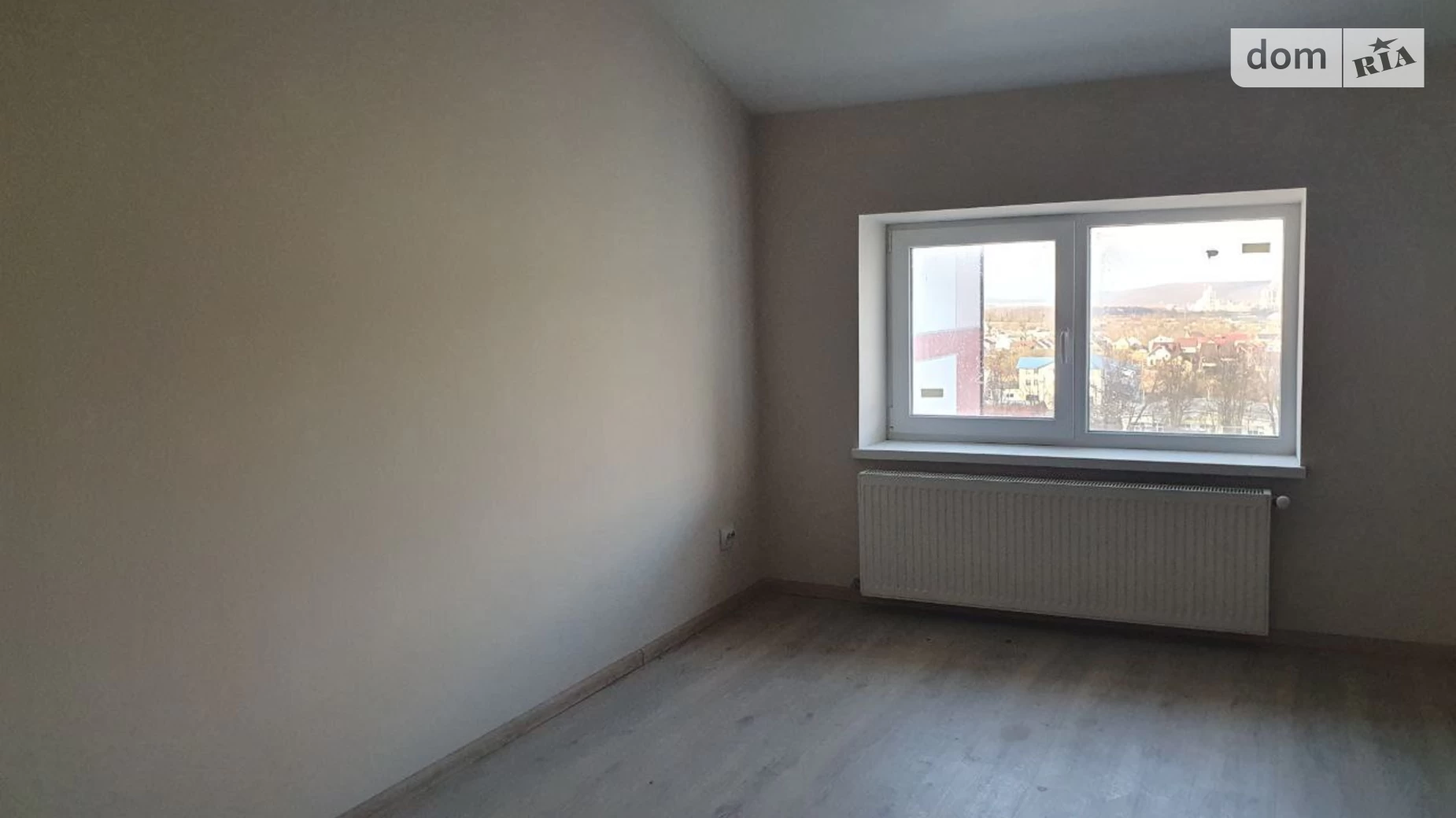 Продается 3-комнатная квартира 88 кв. м в Ивано-Франковске, ул. Демьянов Лаз