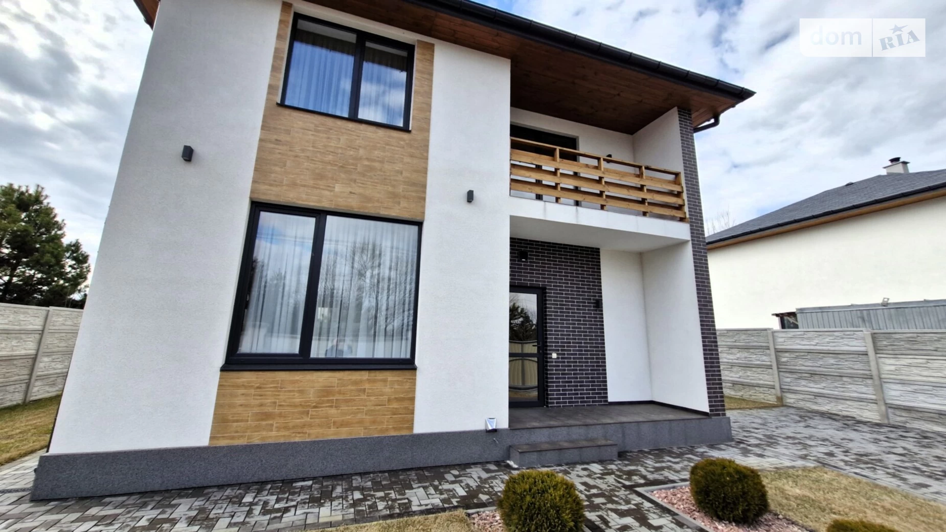 Продается дом на 2 этажа 130 кв. м с бассейном, цена: 200000 $ - фото 5