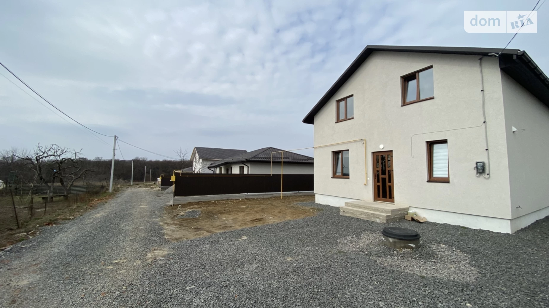 Продается дом на 2 этажа 115 кв. м с садом, цена: 75000 $ - фото 2
