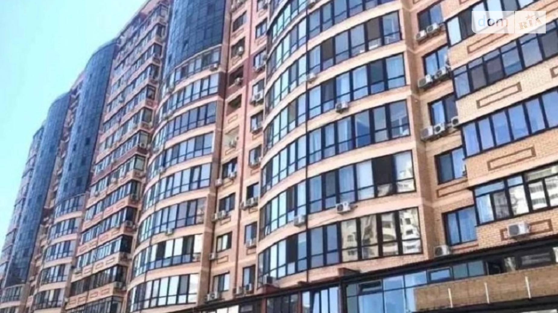 Продается 2-комнатная квартира 64 кв. м в Одессе, ул. Армейская, 8Б