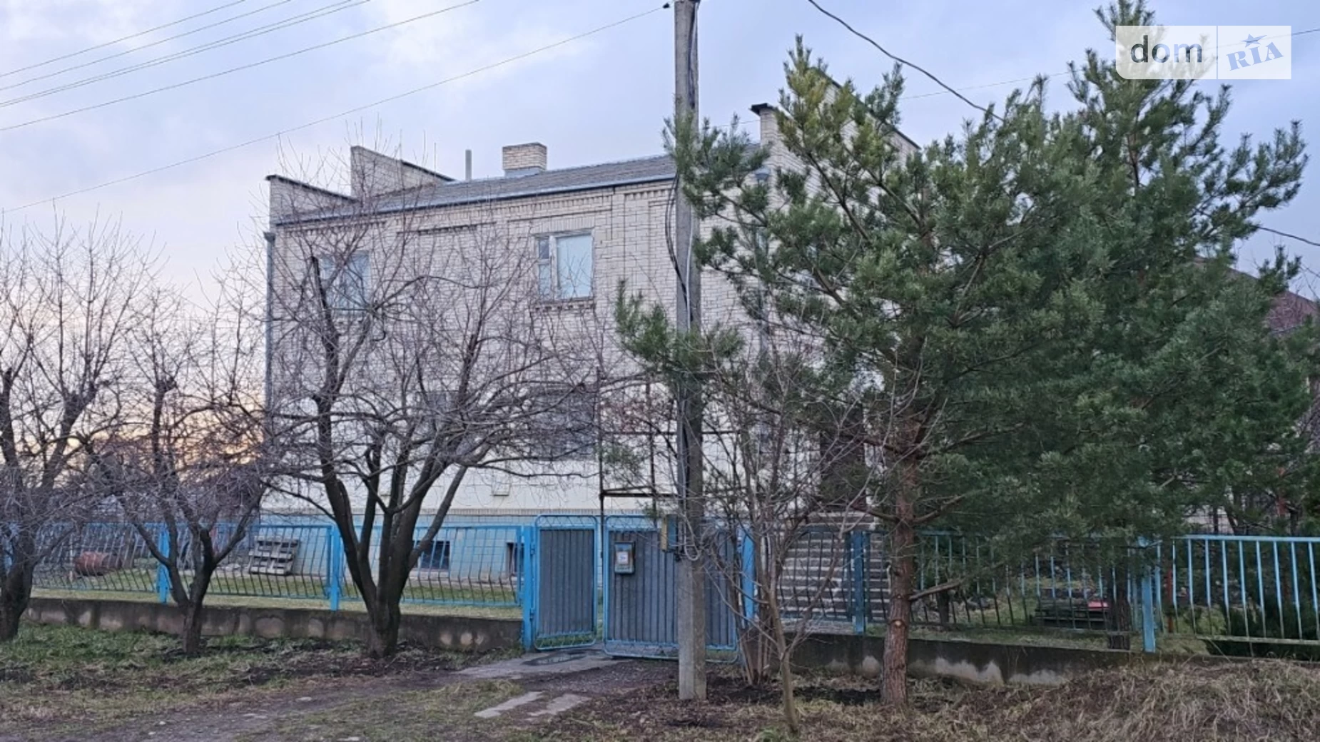 Продается дом на 2 этажа 370 кв. м с террасой, Сонячна