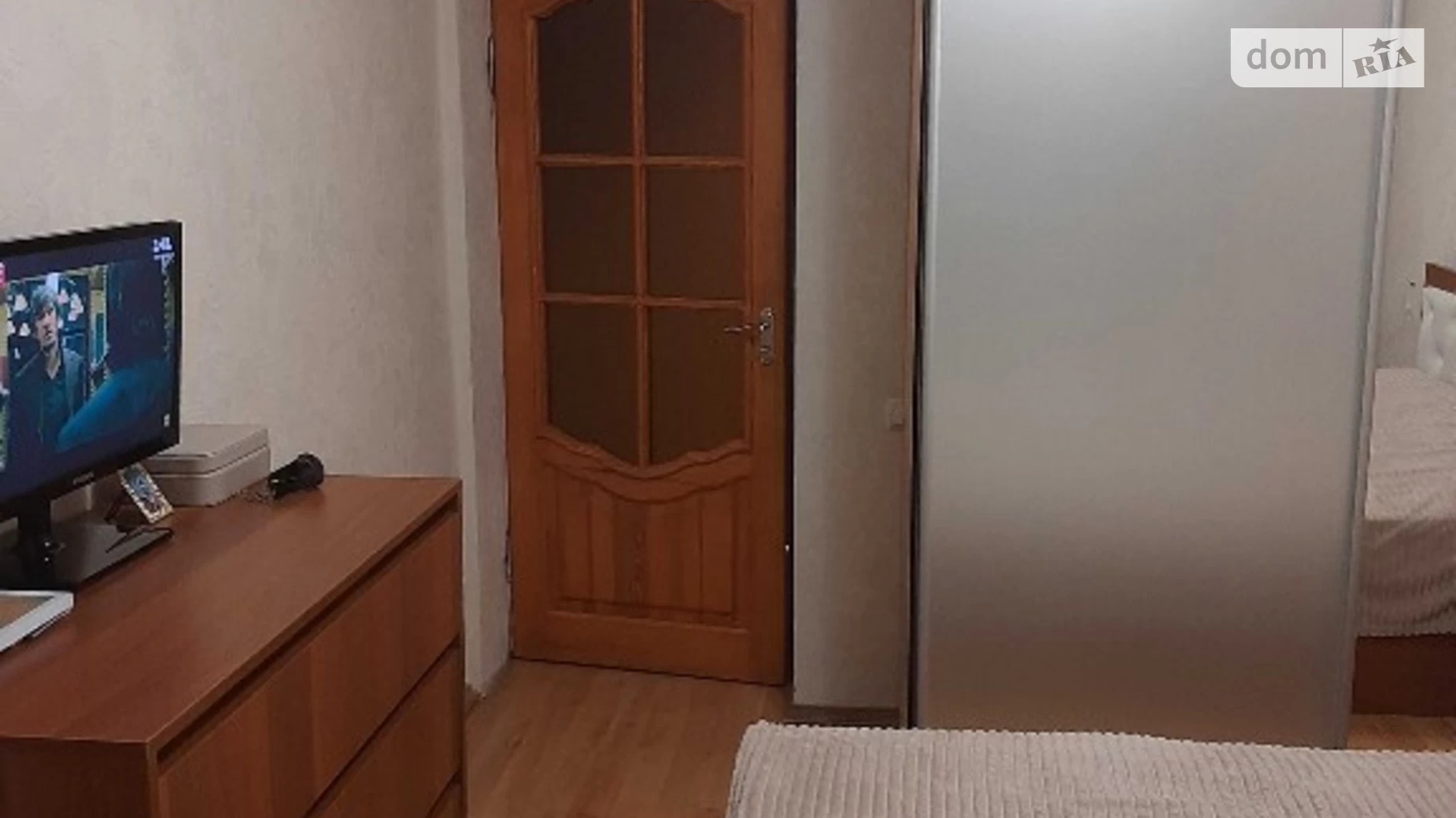 Продается 3-комнатная квартира 59.3 кв. м в Ровно
