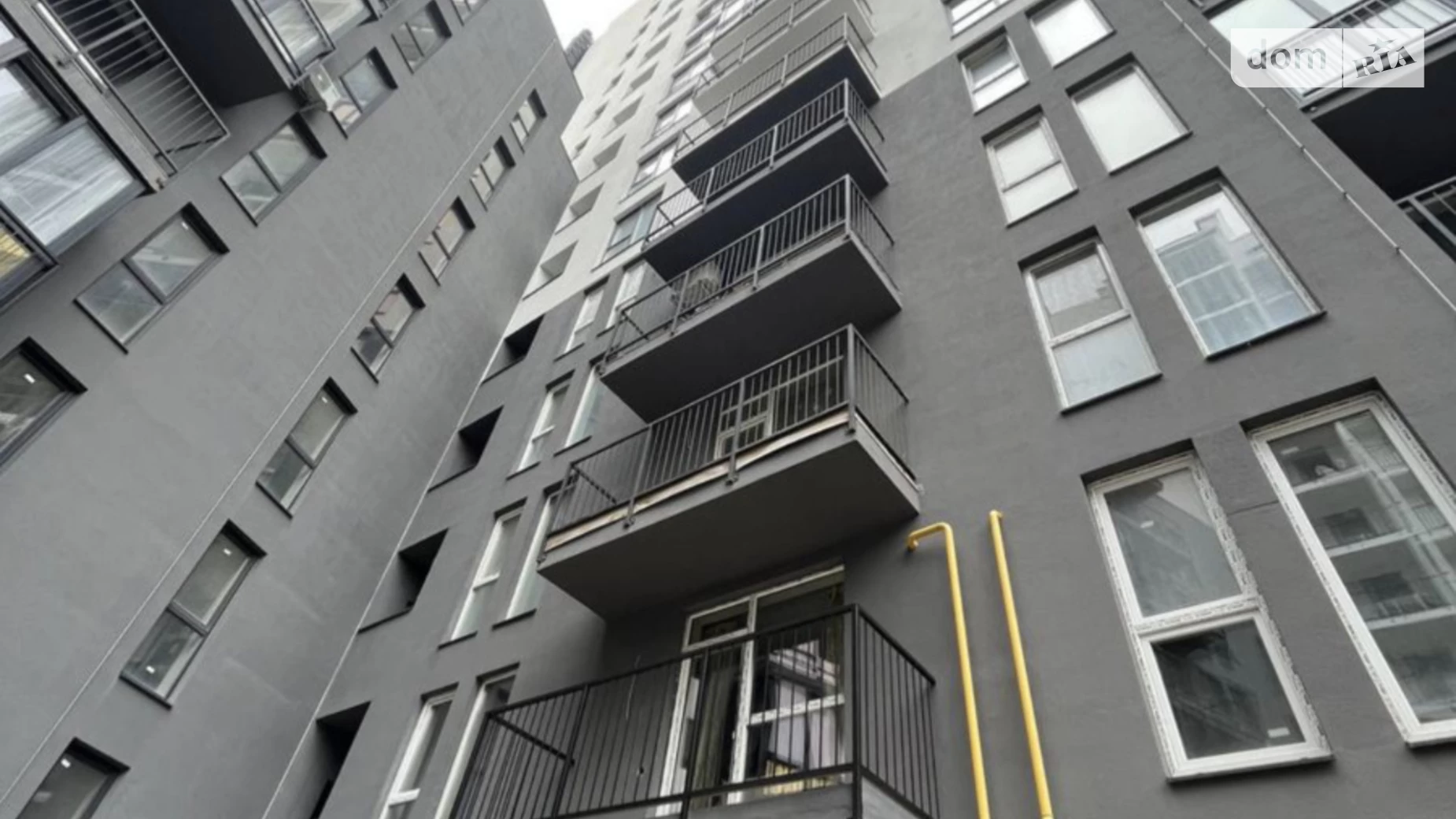 Продается 1-комнатная квартира 40 кв. м в Львове, ул. Железнодорожная, 7 - фото 2
