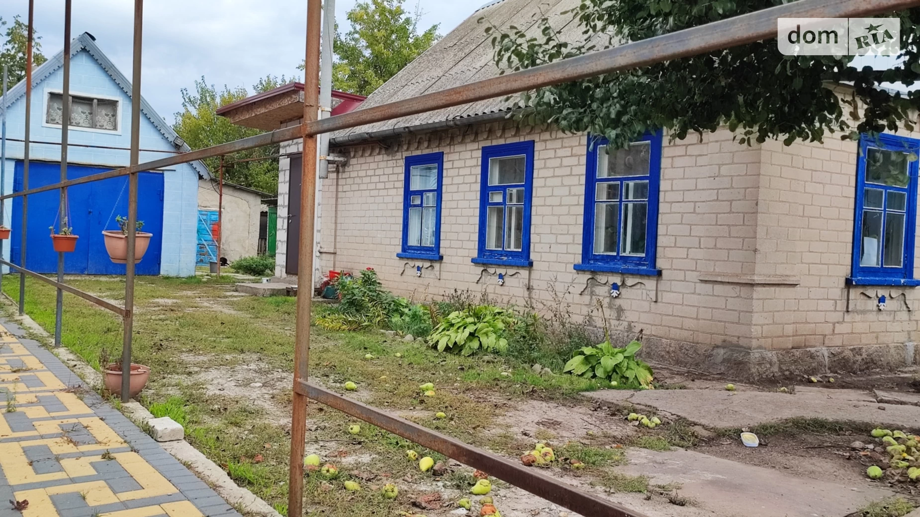 Продається одноповерховий будинок 45 кв. м з верандою, вул. Юрія Дмитрієва(Миколи Островського)