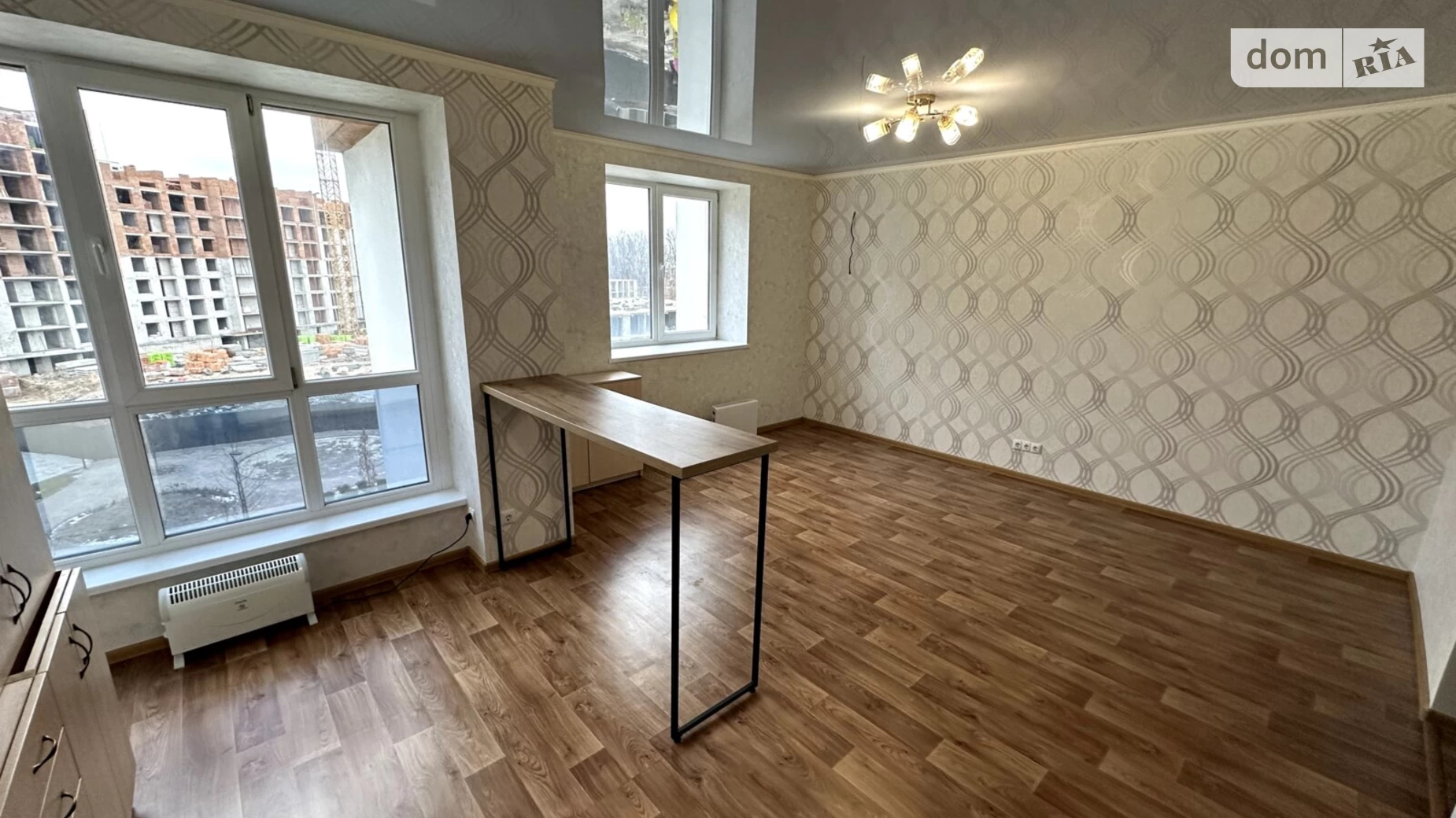 Продается 1-комнатная квартира 35 кв. м в Вишневом, ул. Европейская, 32/1Б