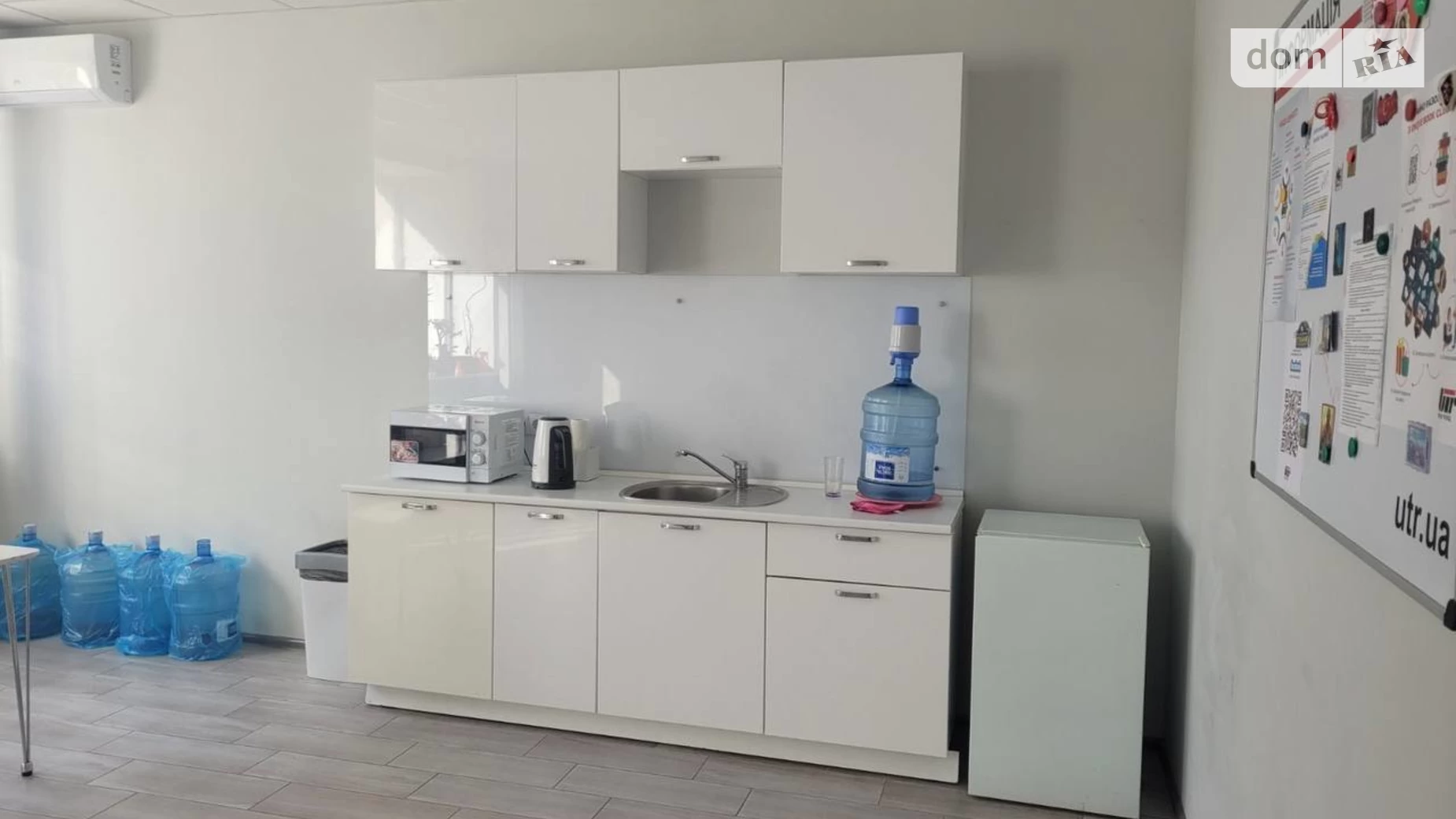 Сдается в аренду офис 540 кв. м в бизнес-центре, цена: 59400 грн - фото 2