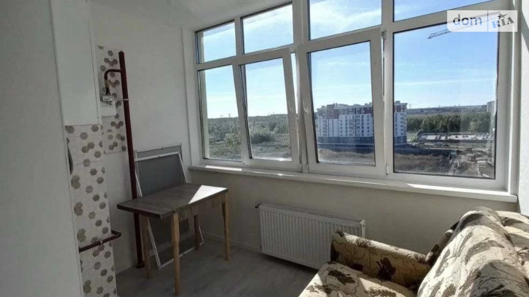 Продается 1-комнатная квартира 42 кв. м в Крюковщине, ул. Василия Стуса