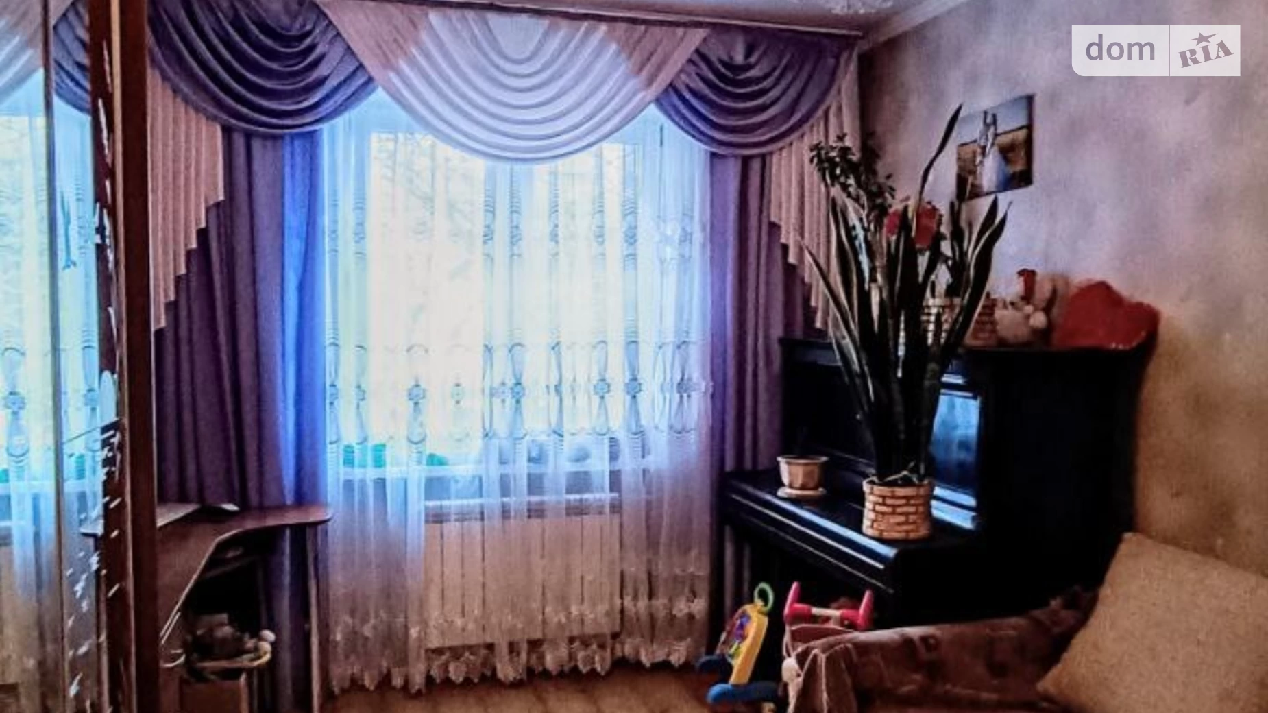 Продается 3-комнатная квартира 75.5 кв. м в Киеве, ул. Лисковская, 7А