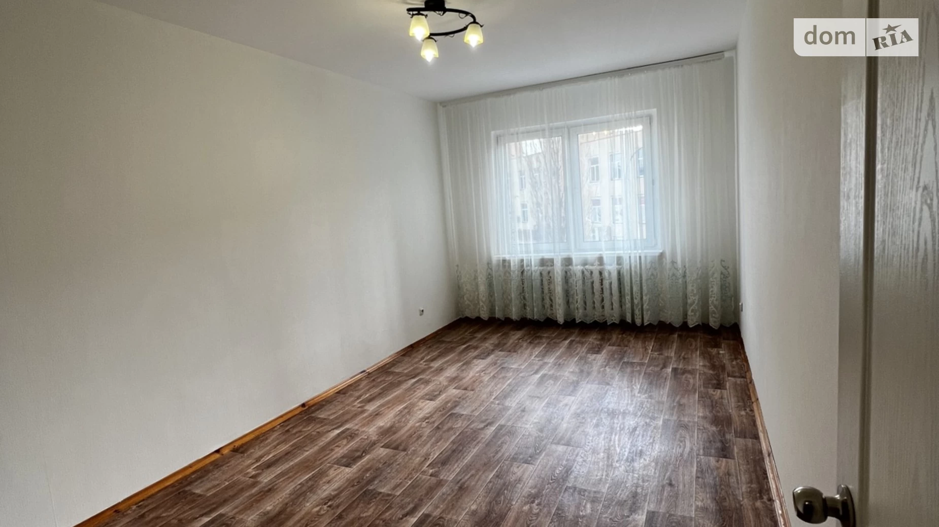 Продается 3-комнатная квартира 92.6 кв. м в Киеве, ул. Милославская, 12 - фото 3