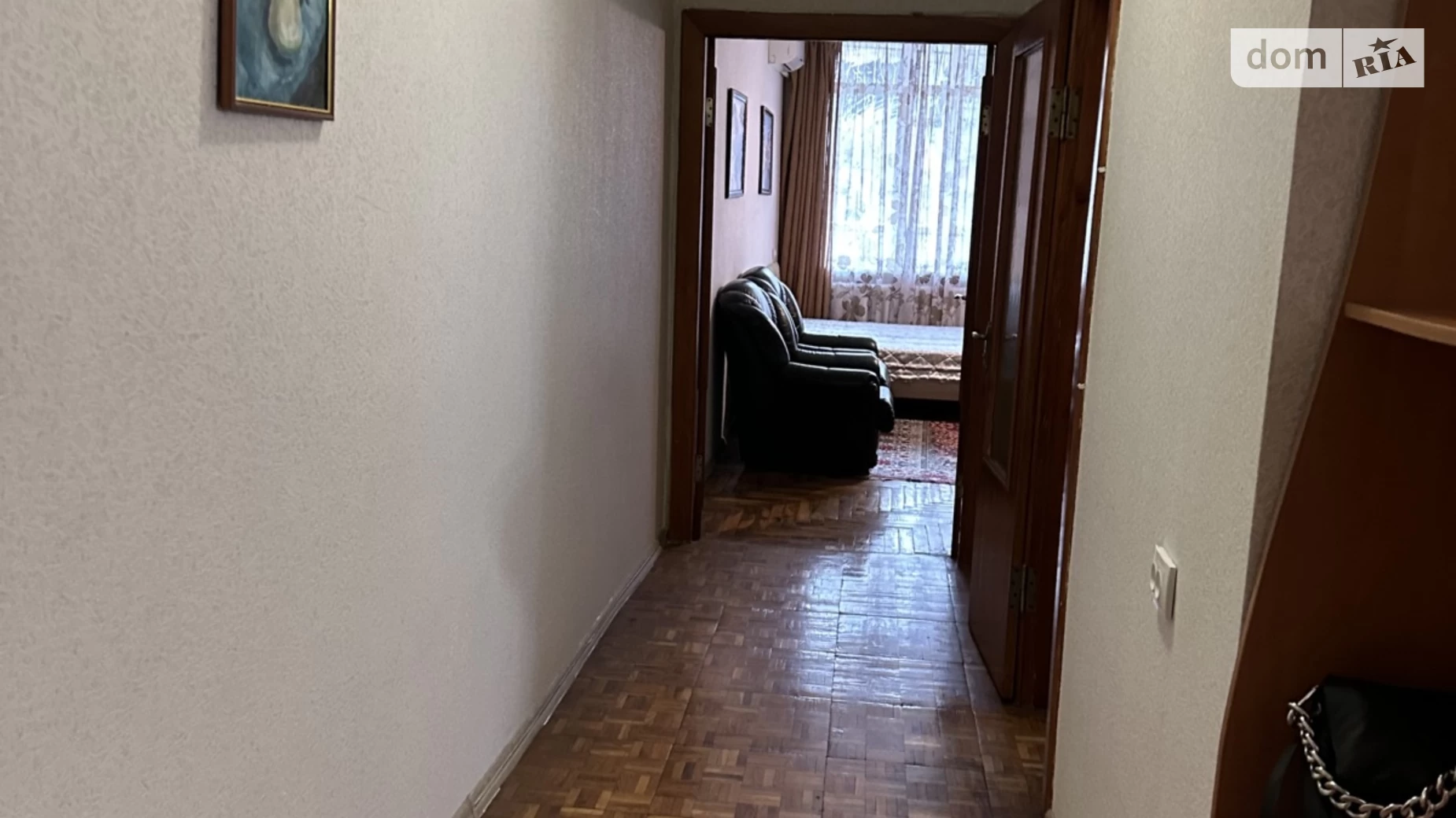 Продается 2-комнатная квартира 64 кв. м в Днепре, спуск Крутогорный