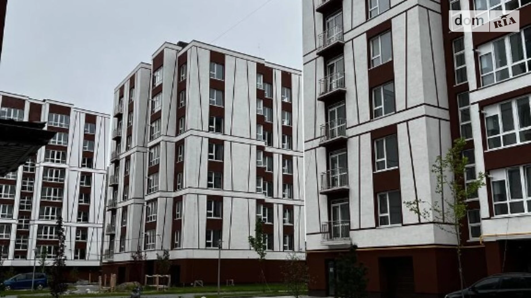 Продается 3-комнатная квартира 72.5 кв. м в Ивано-Франковске
