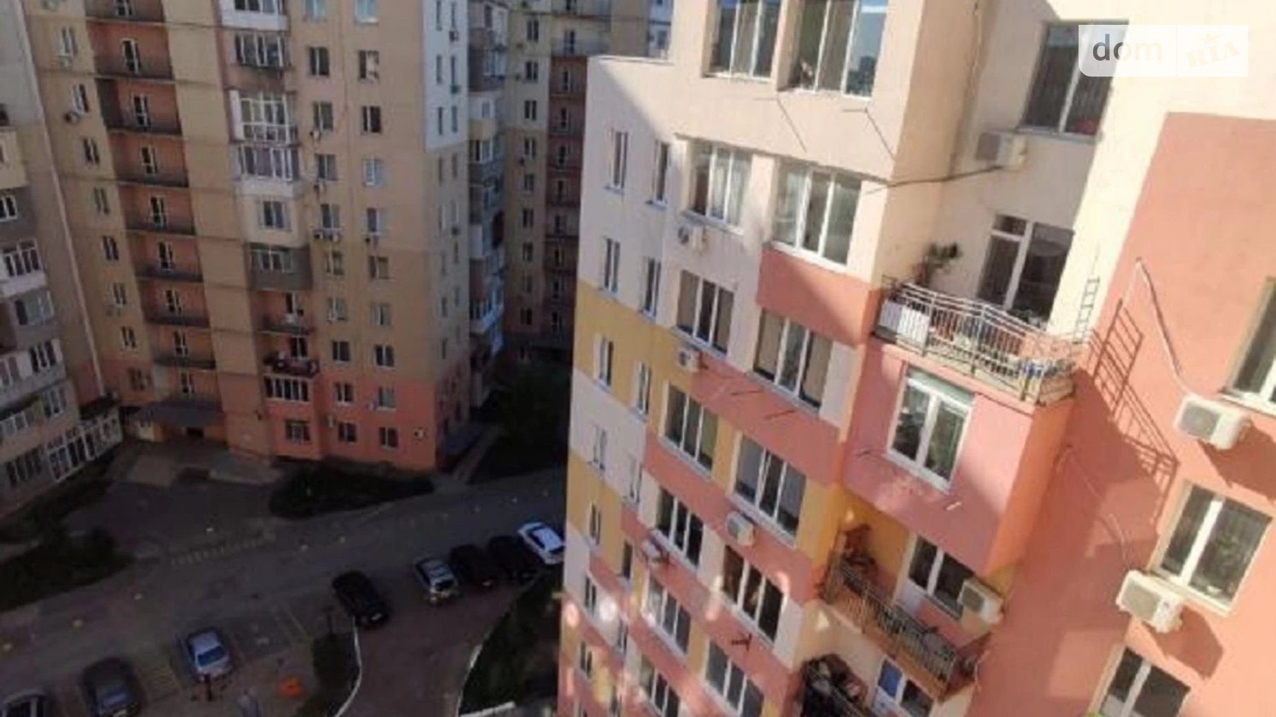 Продается 1-комнатная квартира 35 кв. м в Одессе, ул. Михаила Грушевского, 39/3 корпус 2